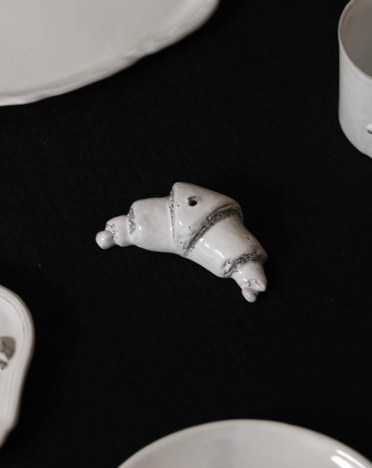 Carron | Croissant incense holder
