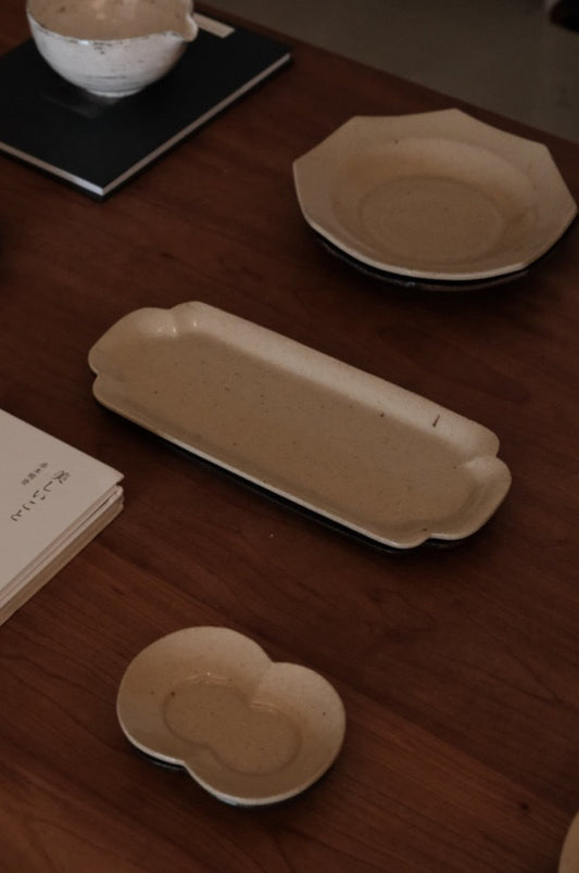 Xie Zhen Yu | Handmade Begonia Long Plate