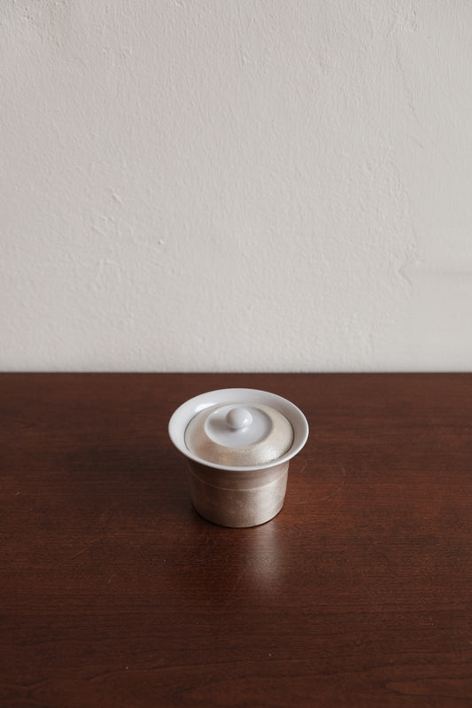 Niu Fang Fang | Lidded-Cup