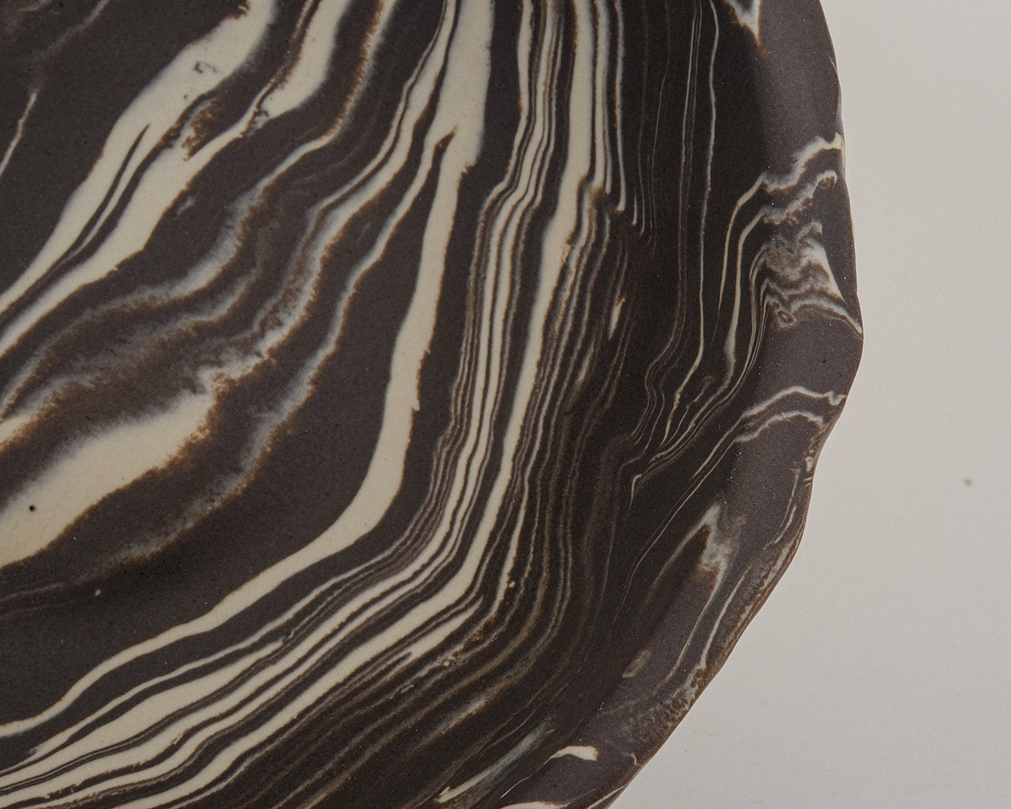 Pollygarden | Marble Dark Chocolate Bowl