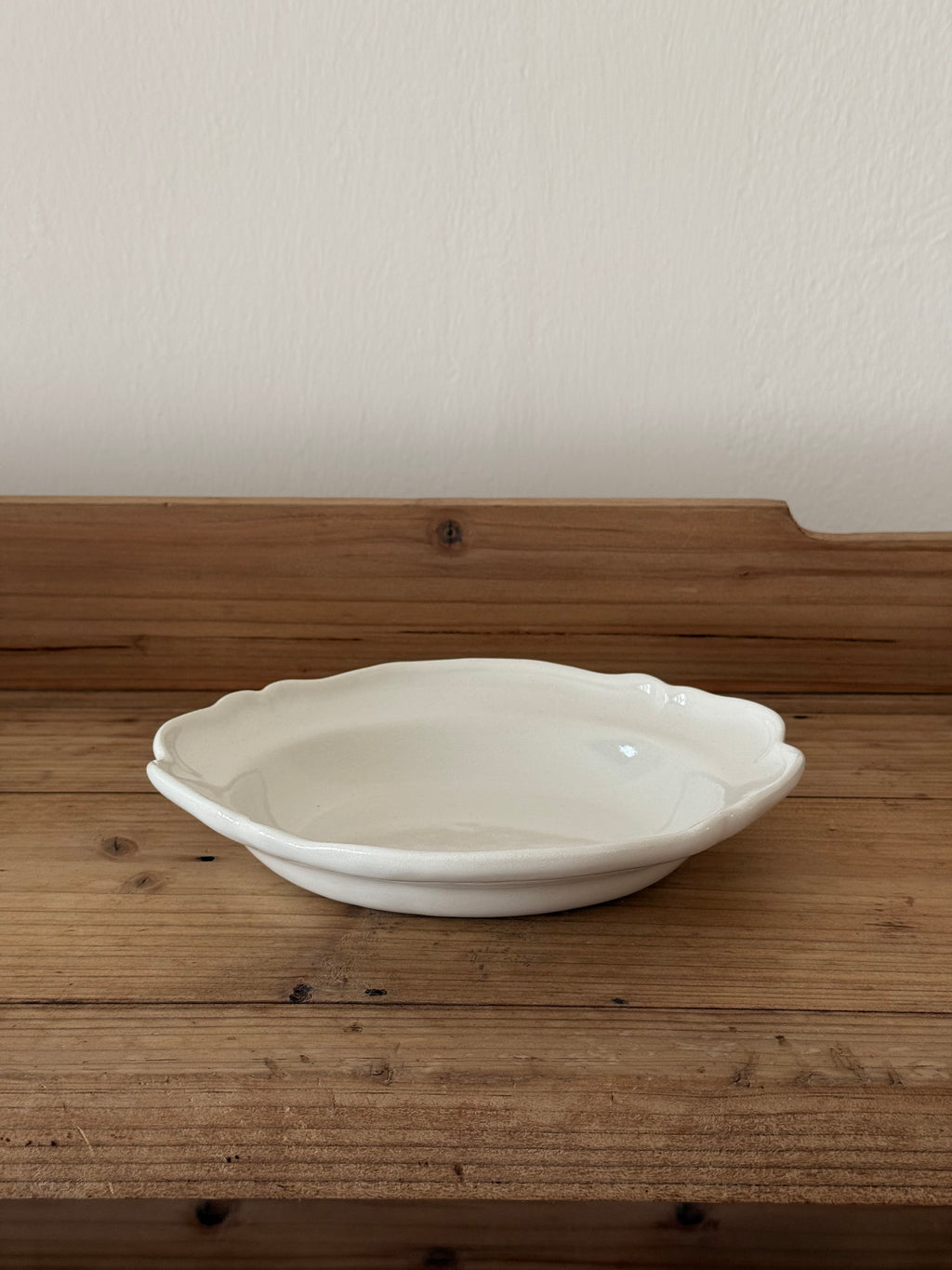 Tatsuhiko Kawai | White Glaze Oval Medium Plate
