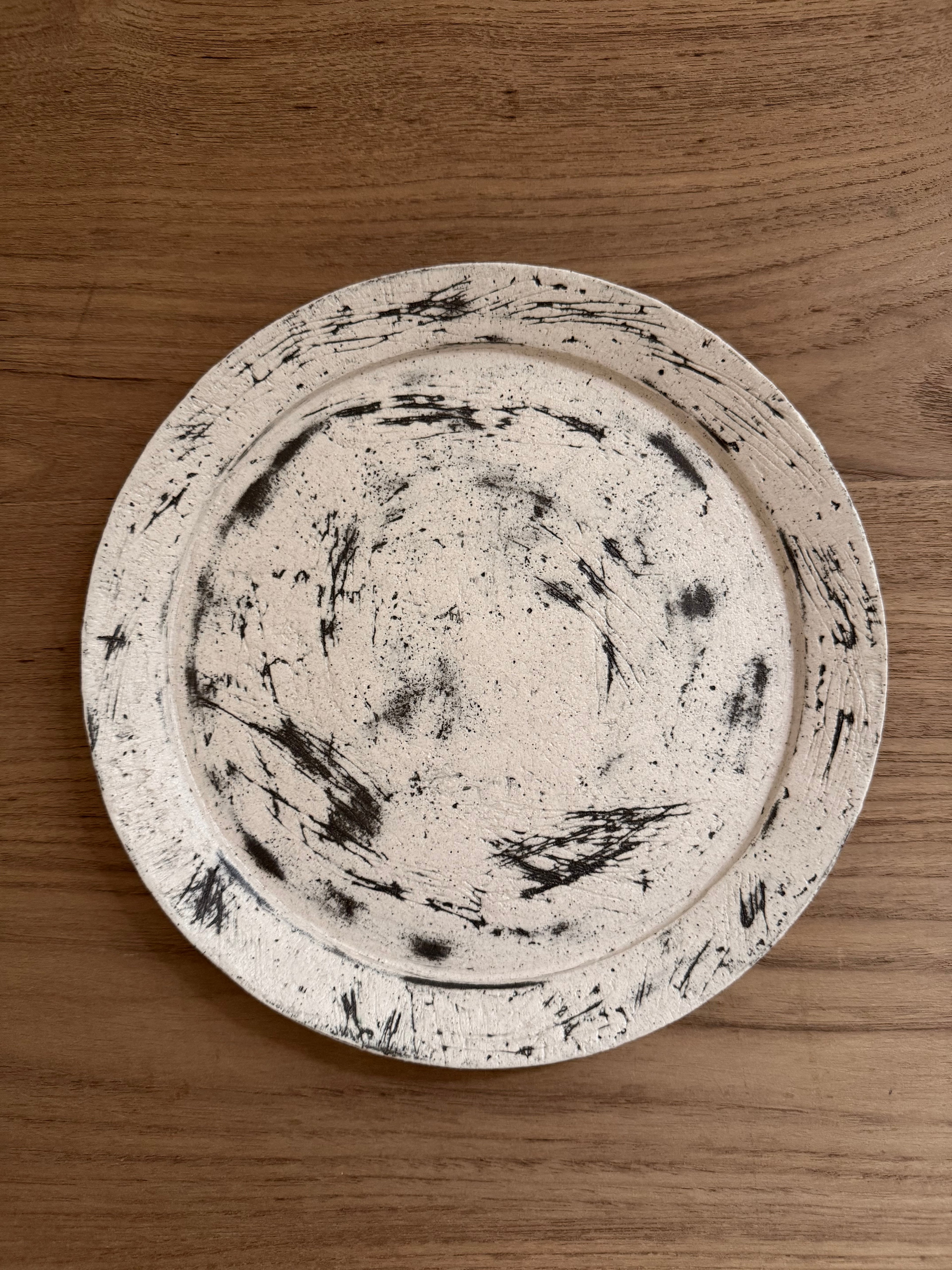 Zhuo Yue｜Handmade Large Flat Plate