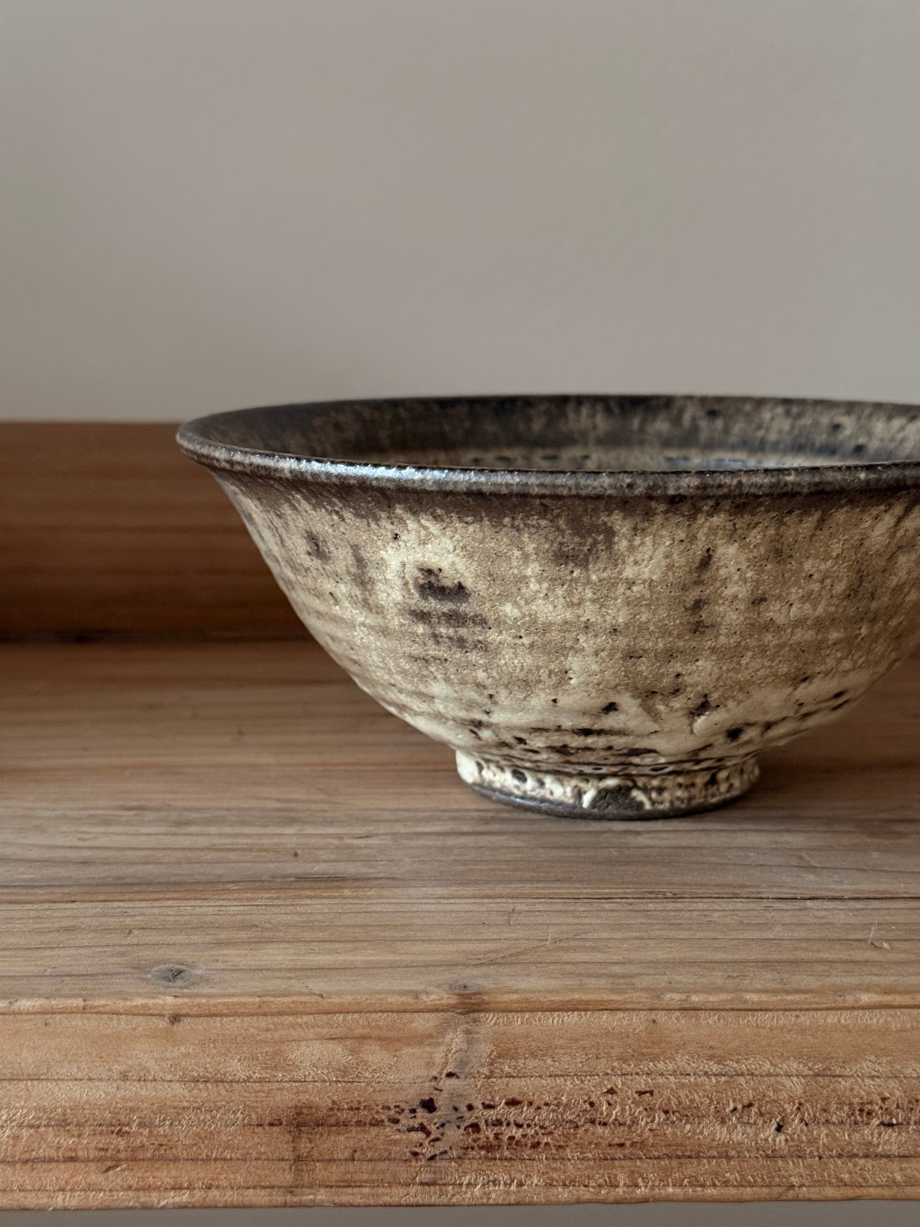 Zhuo Yue｜Handmade Rim Bowl