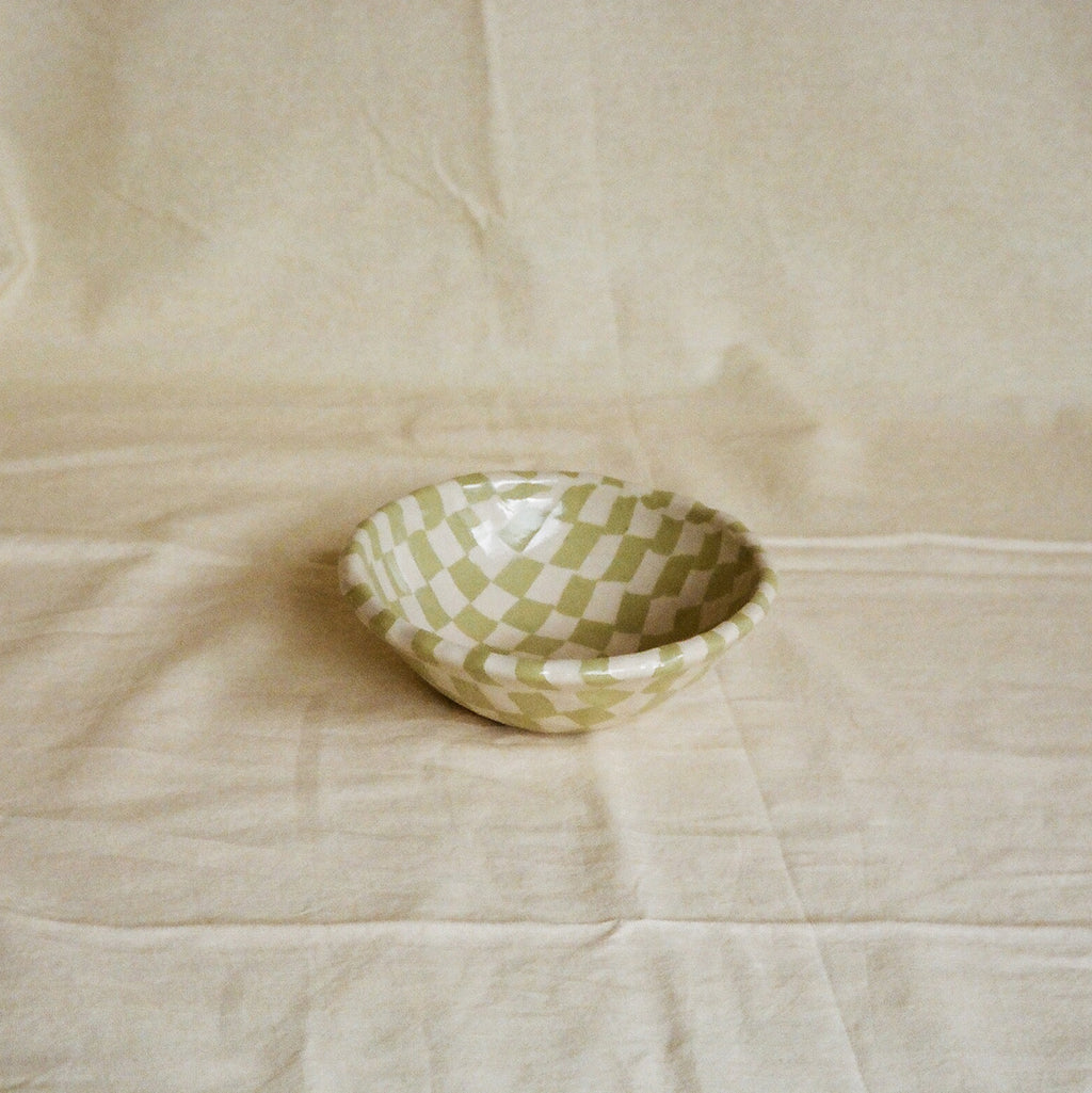 Pollygarden | Check Apple Bowl