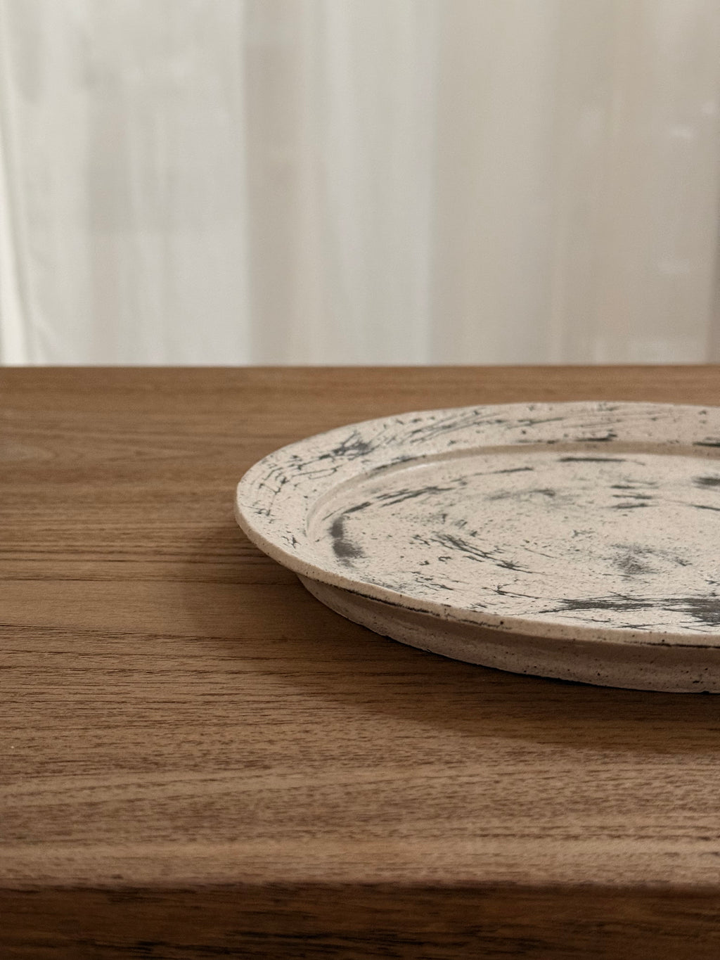 Zhuo Yue｜Handmade Large Flat Plate