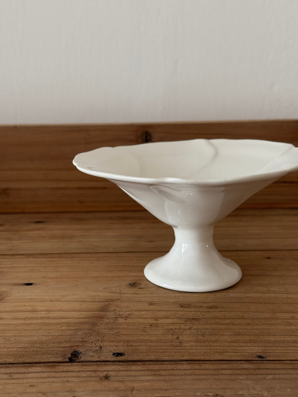 Tatsuhiko Kawai | White Glaze Footed Plate