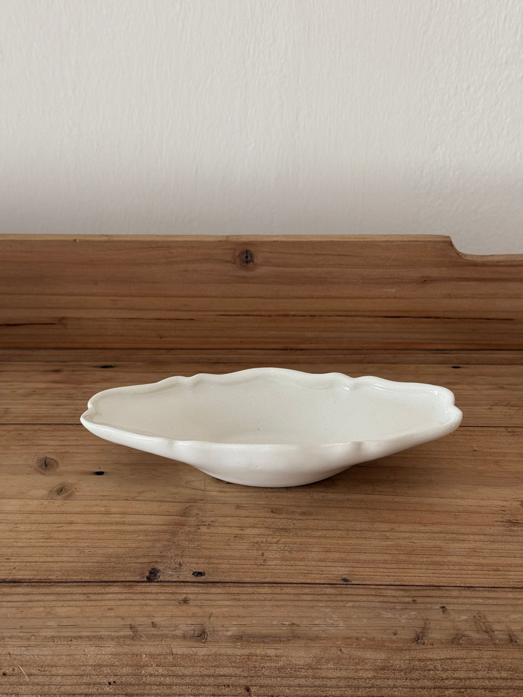 Tatsuhiko Kawai | White Glaze Oval Small Plate