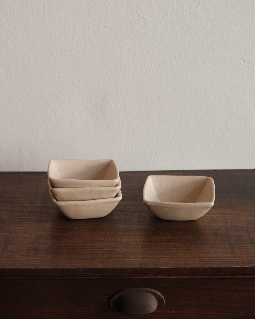 Yang Xiong | Small Square Plate