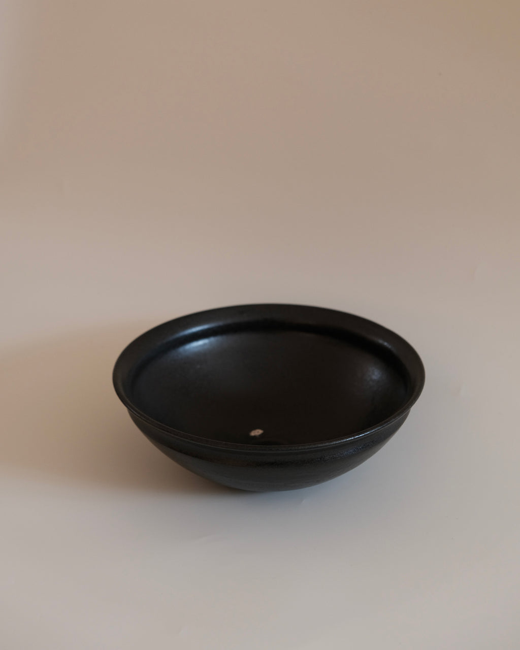 Fuminari Araga | Black Glazed 18cm Round Bowl