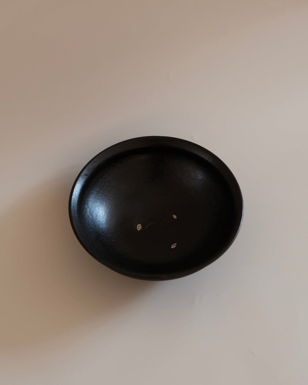 Fuminari Araga | Black Glazed 18cm Round Bowl