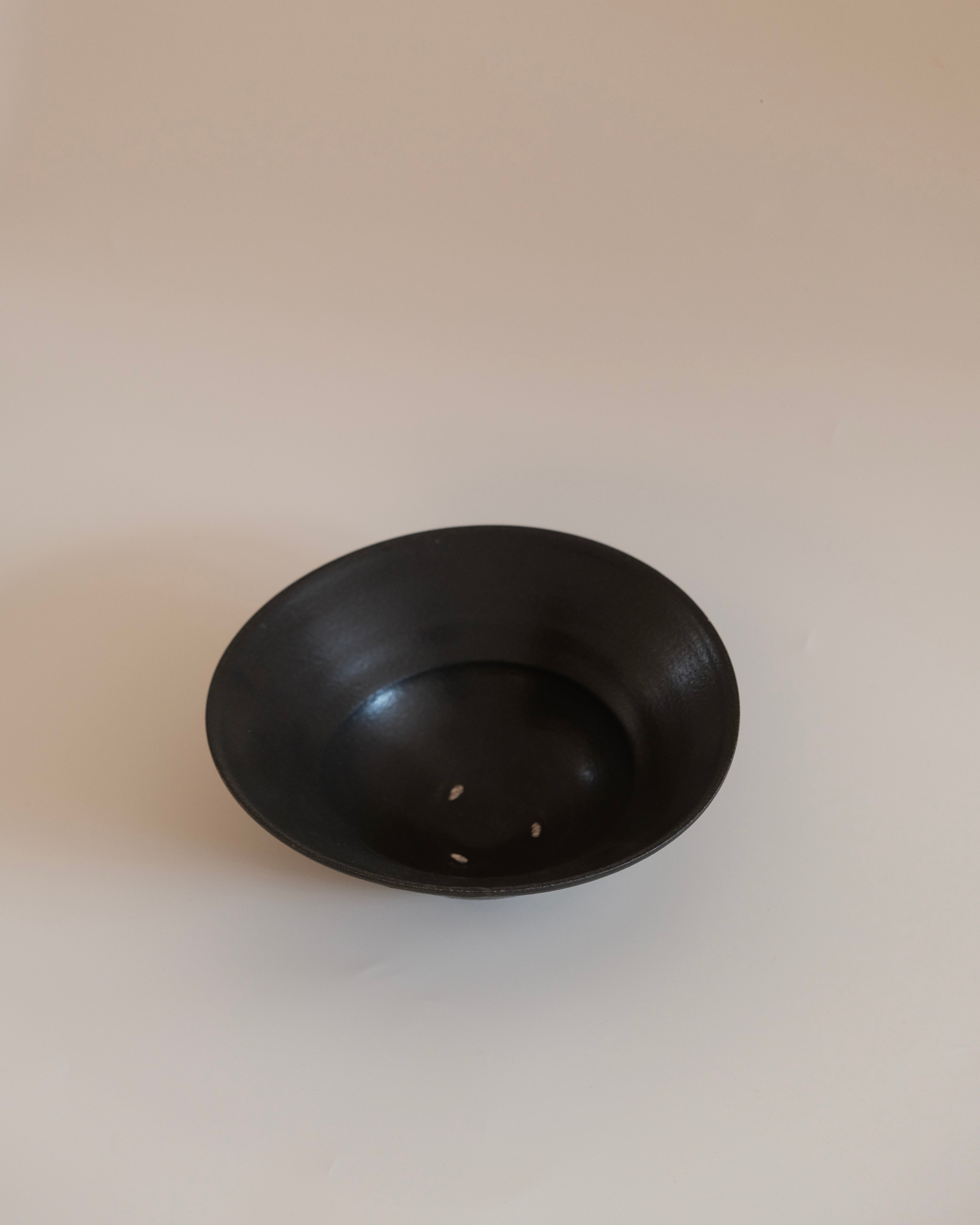 Fuminari Araga | Black Glazed Rim Bowl