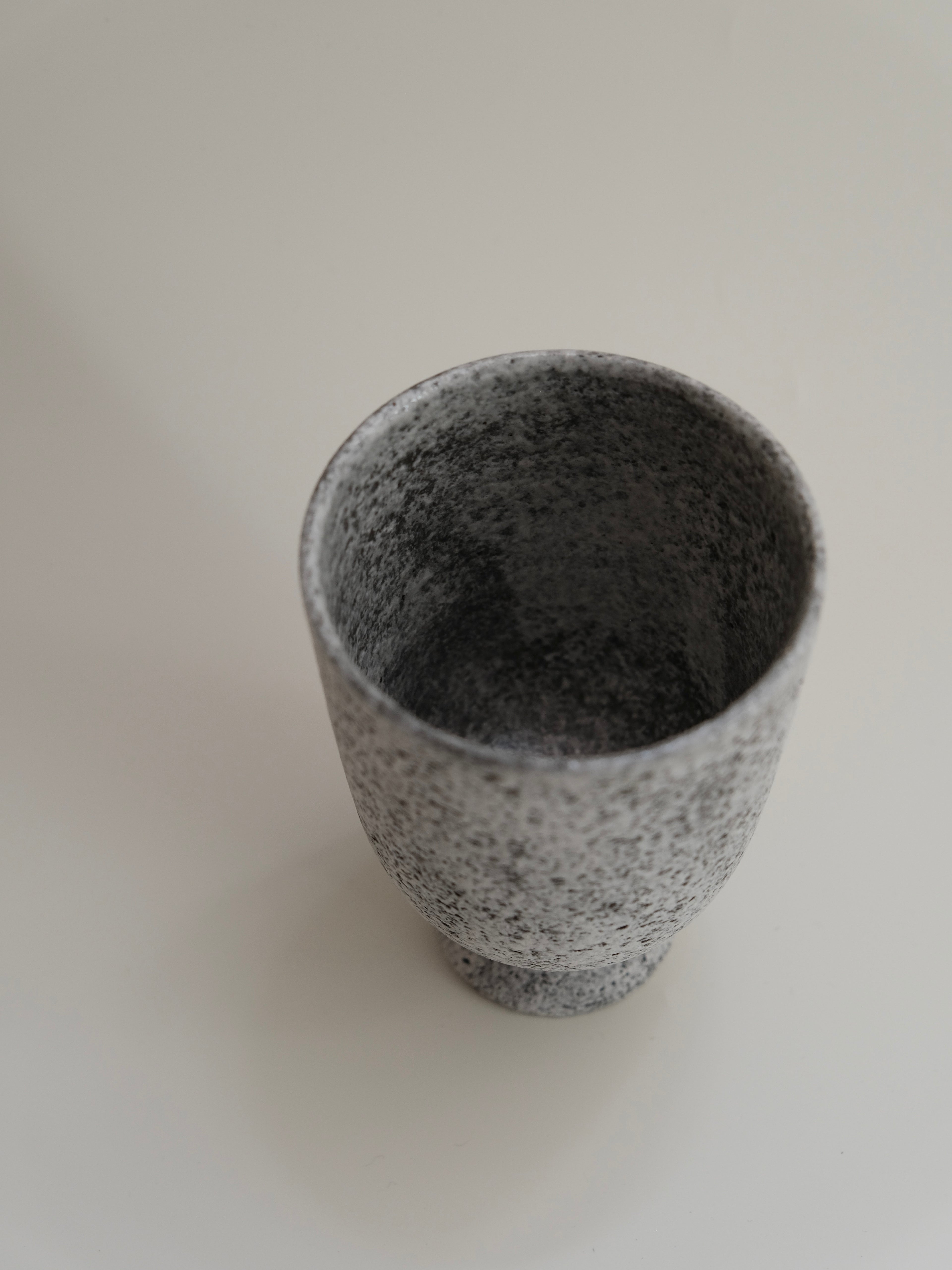 Zhou Yuxuan | Footed Cup