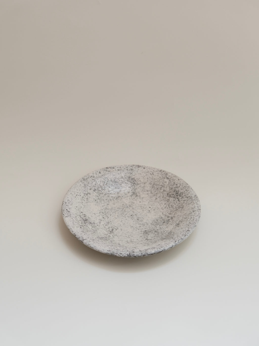Zhou Yuxuan | Round Plate