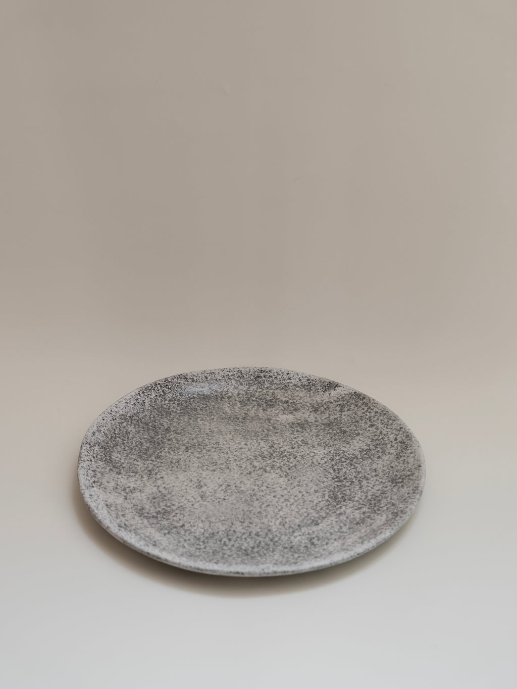 Zhou Yuxuan | Flat Plate