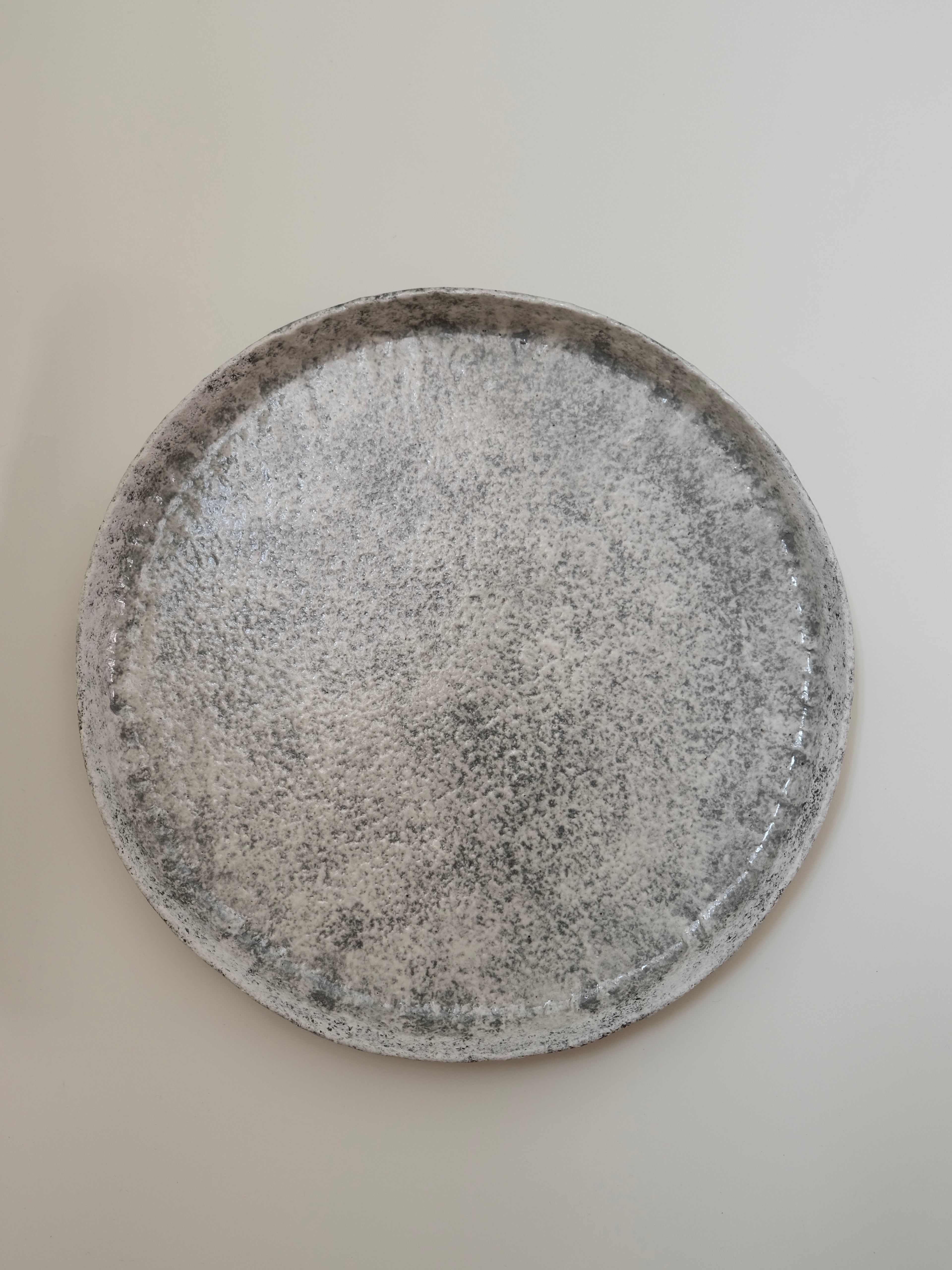 Zhou Yuxuan | Rim Round Plate