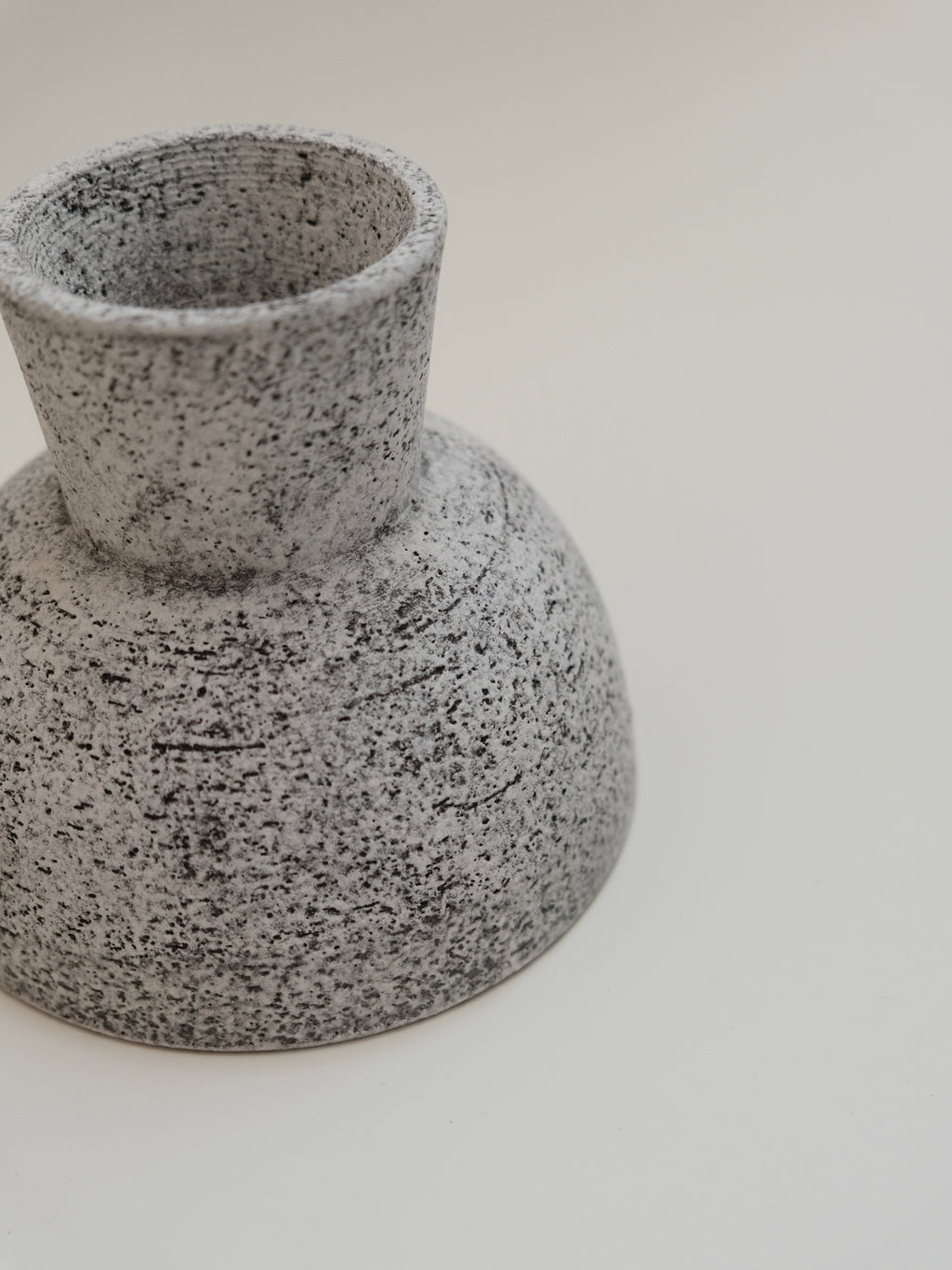 Zhou Yuxuan | Footed Bowl