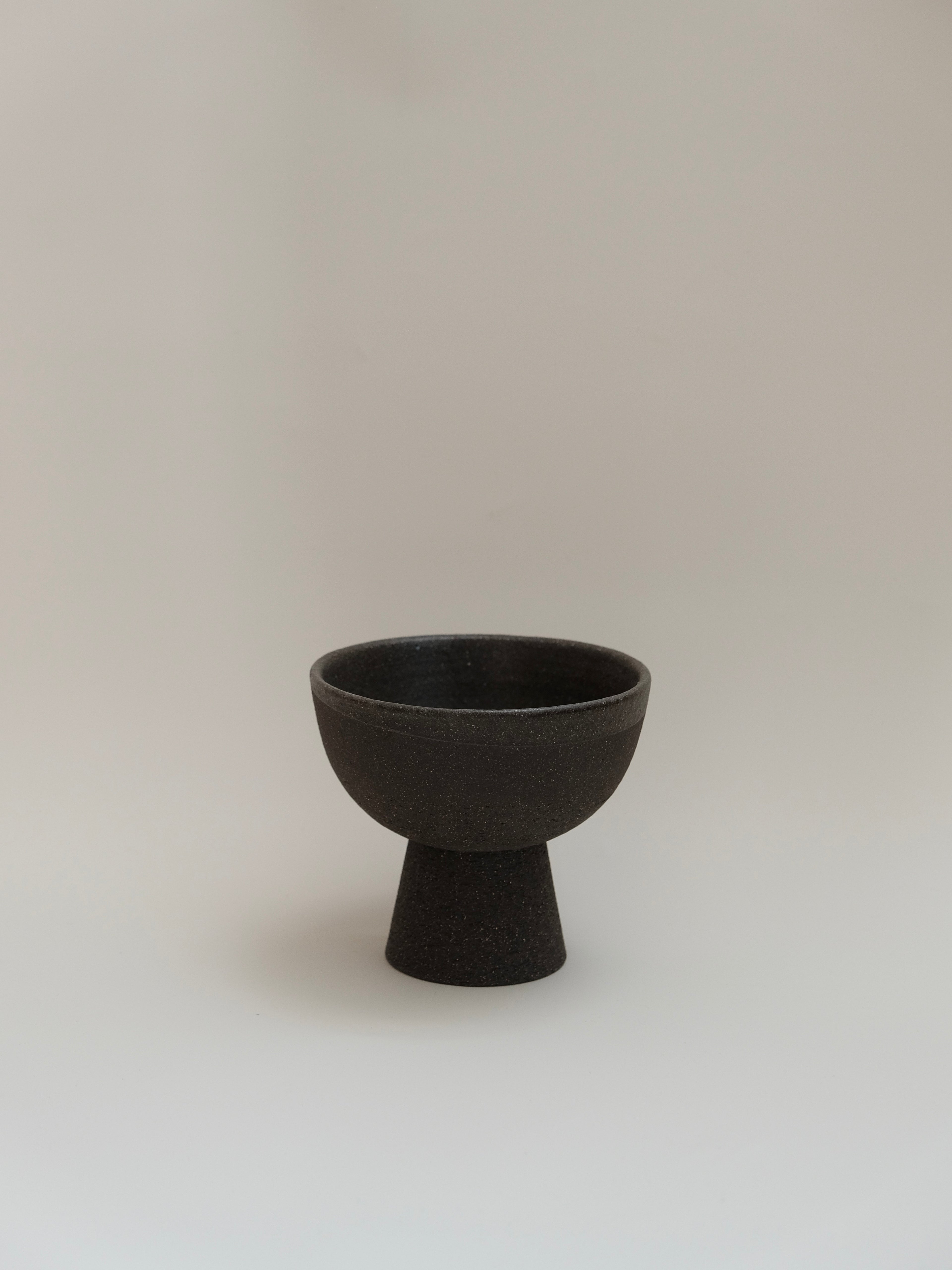 Zhou Yuxuan | Footed Bowl