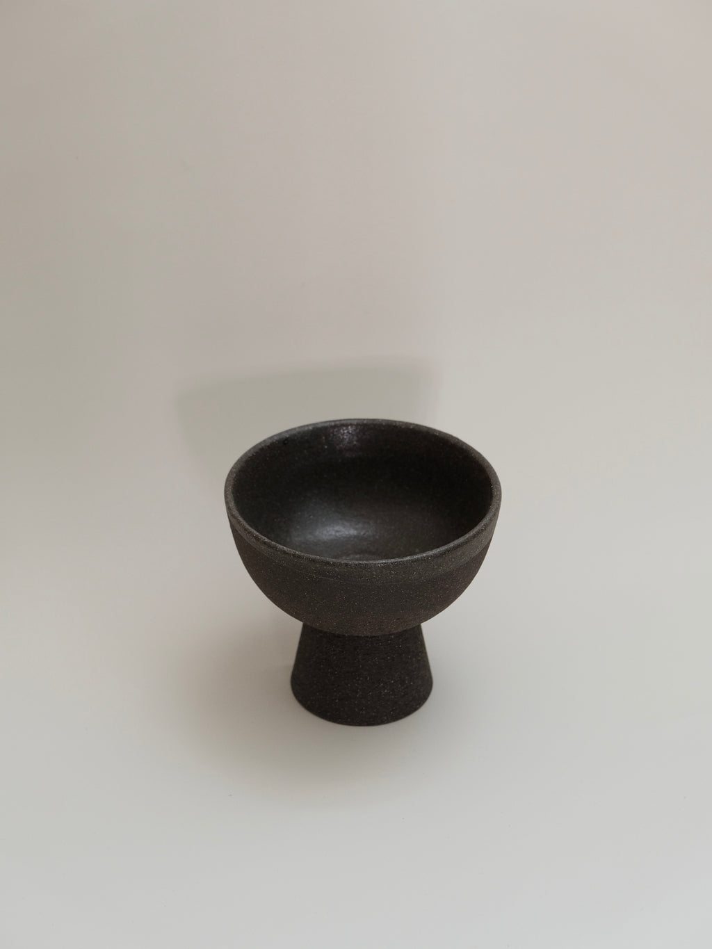 Zhou Yuxuan | Footed Bowl
