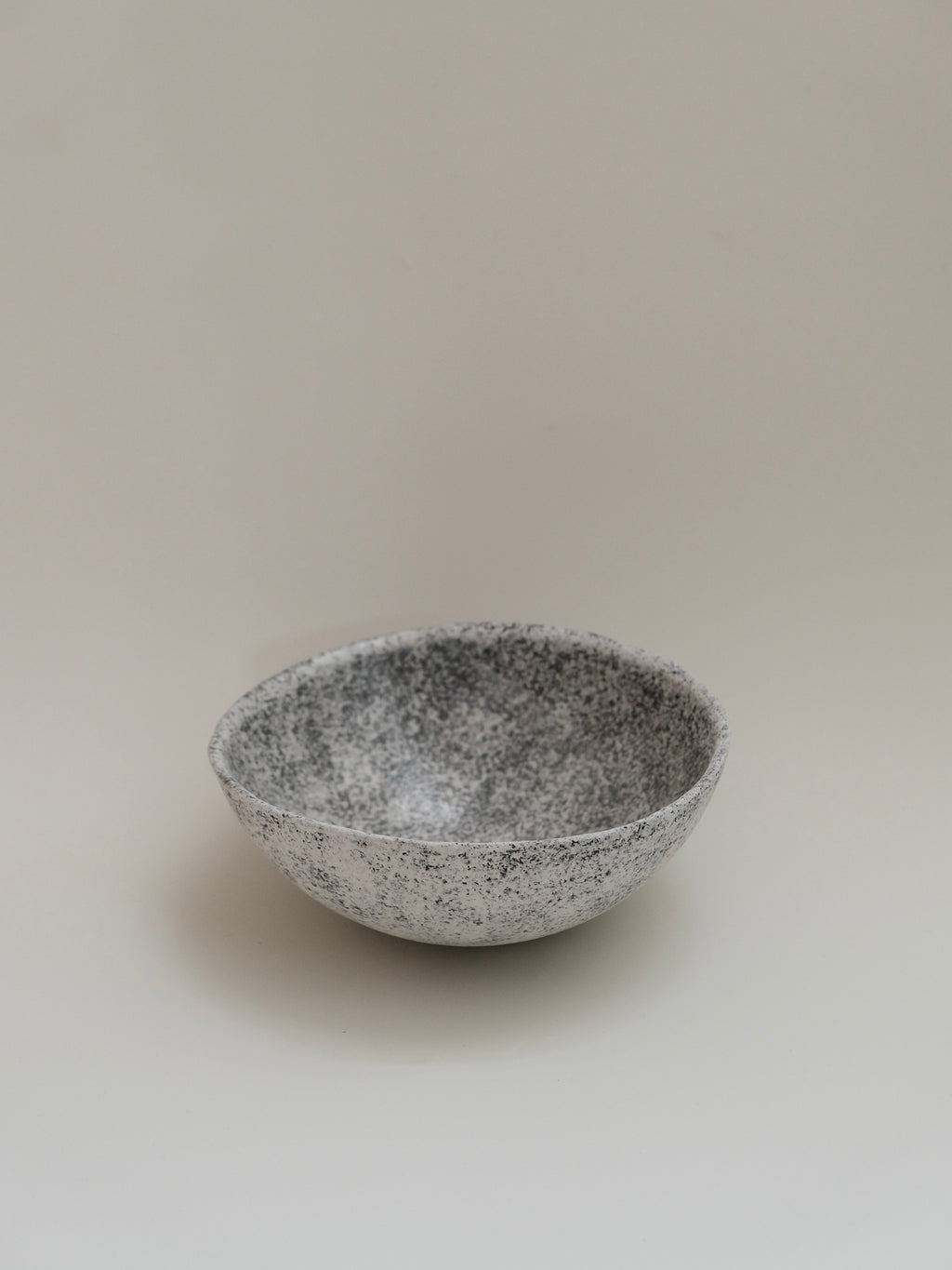 Zhou Yuxuan | Round Bowl
