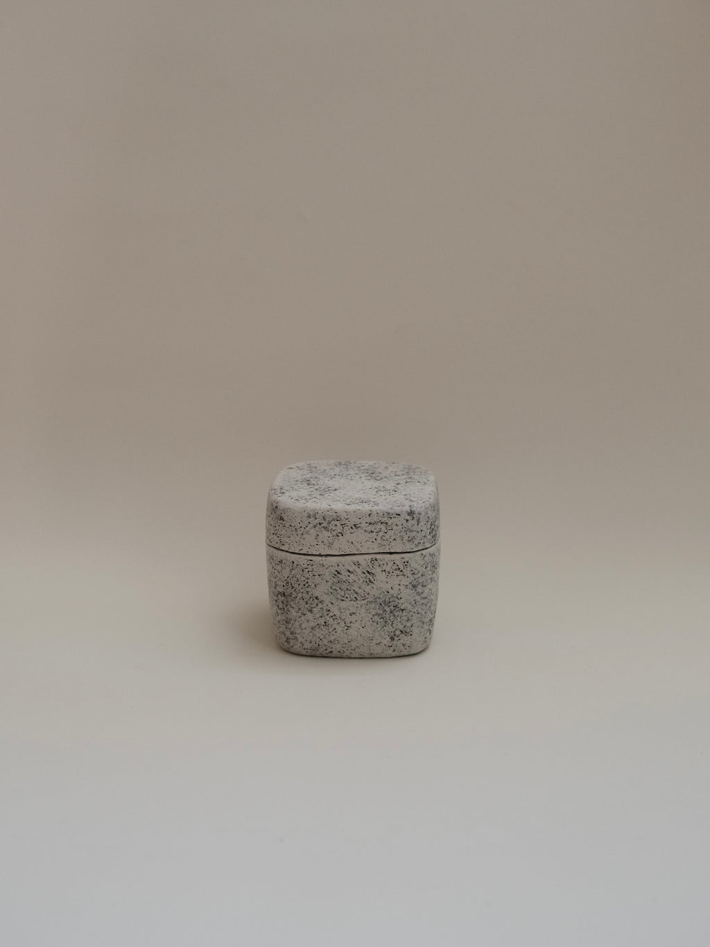 Zhou Yuxuan | Box