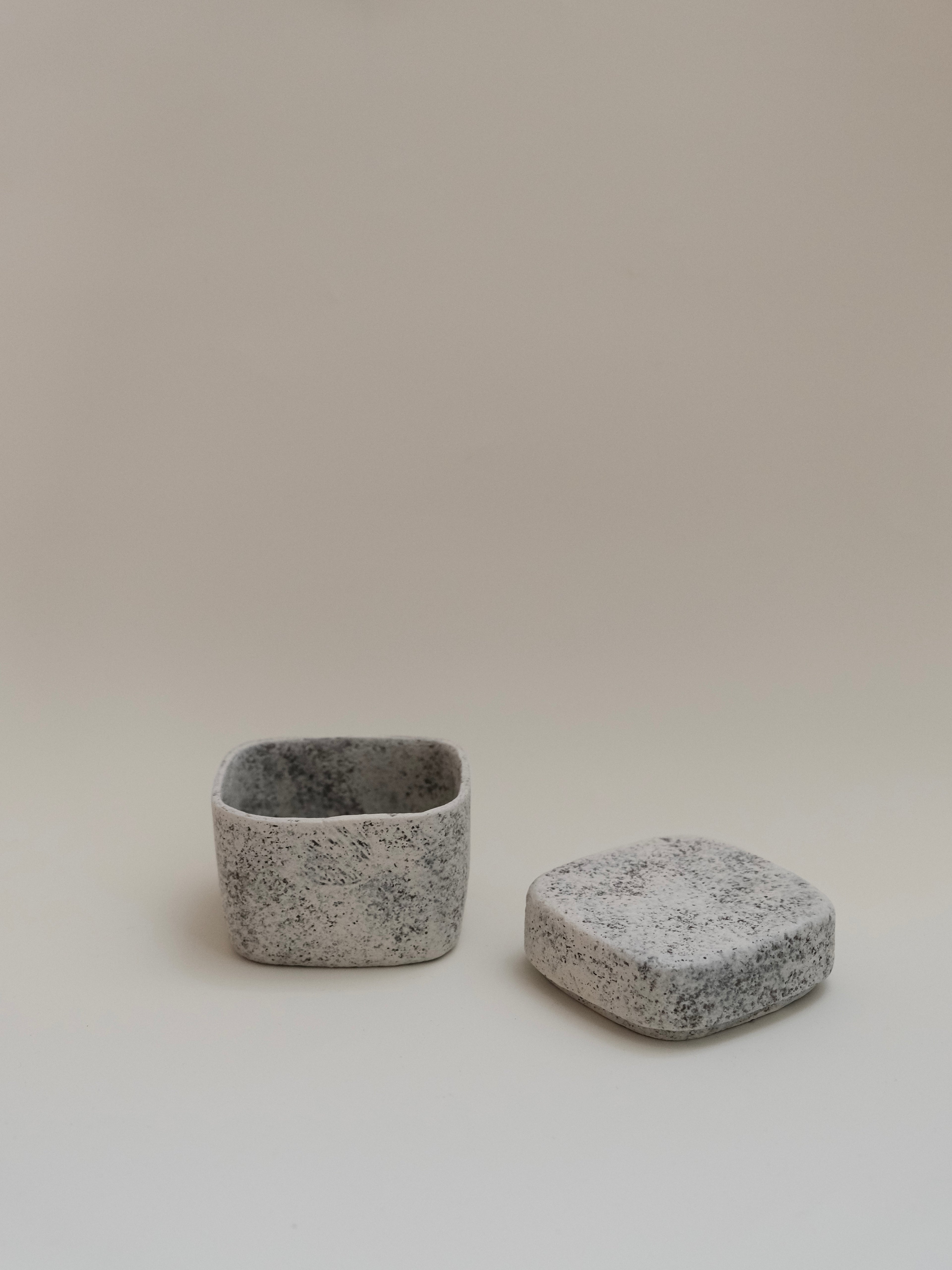 Zhou Yuxuan | Box