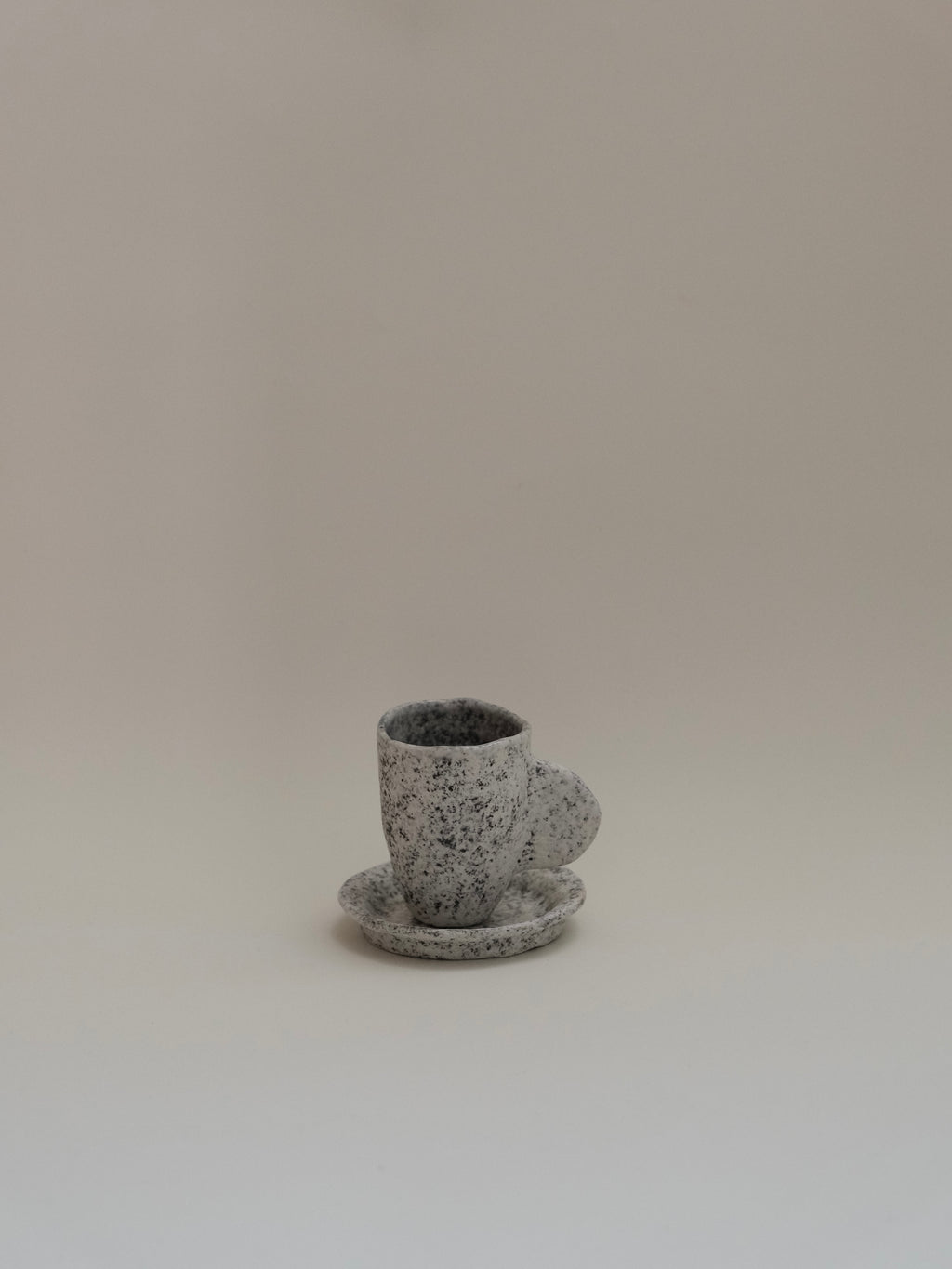 Zhou Yuxuan | Small Cup and Saucer