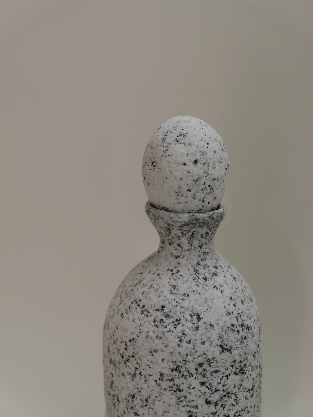 Zhou Yuxuan | Vase #1