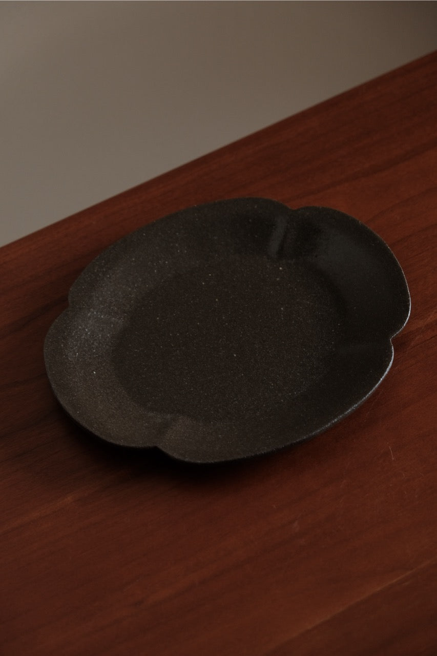 Xie Zhen Yu | Handmade Begonia Plate