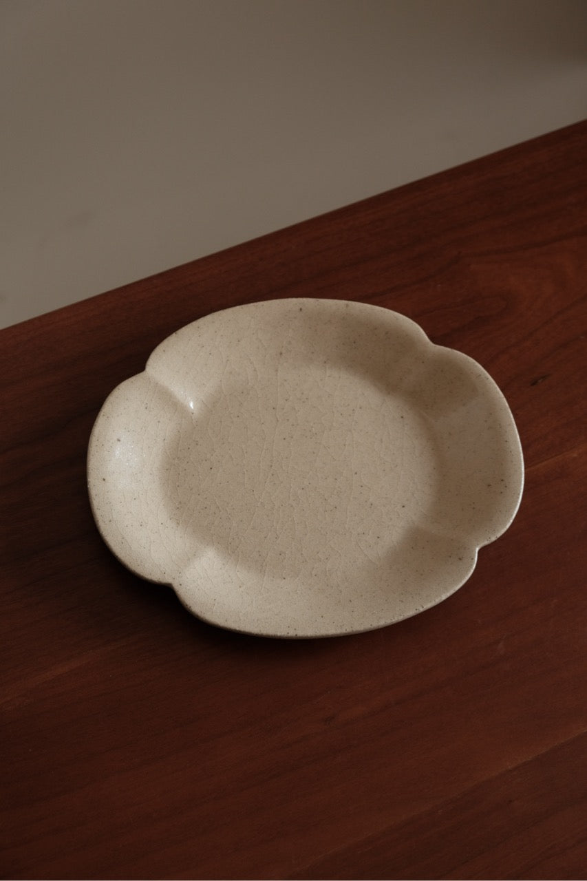 Xie Zhen Yu | Handmade Begonia Plate