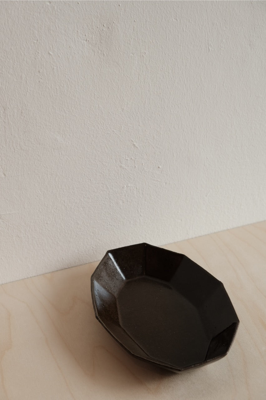 Wang Jue Liang | Handmade Ten-cornered Deep Plate