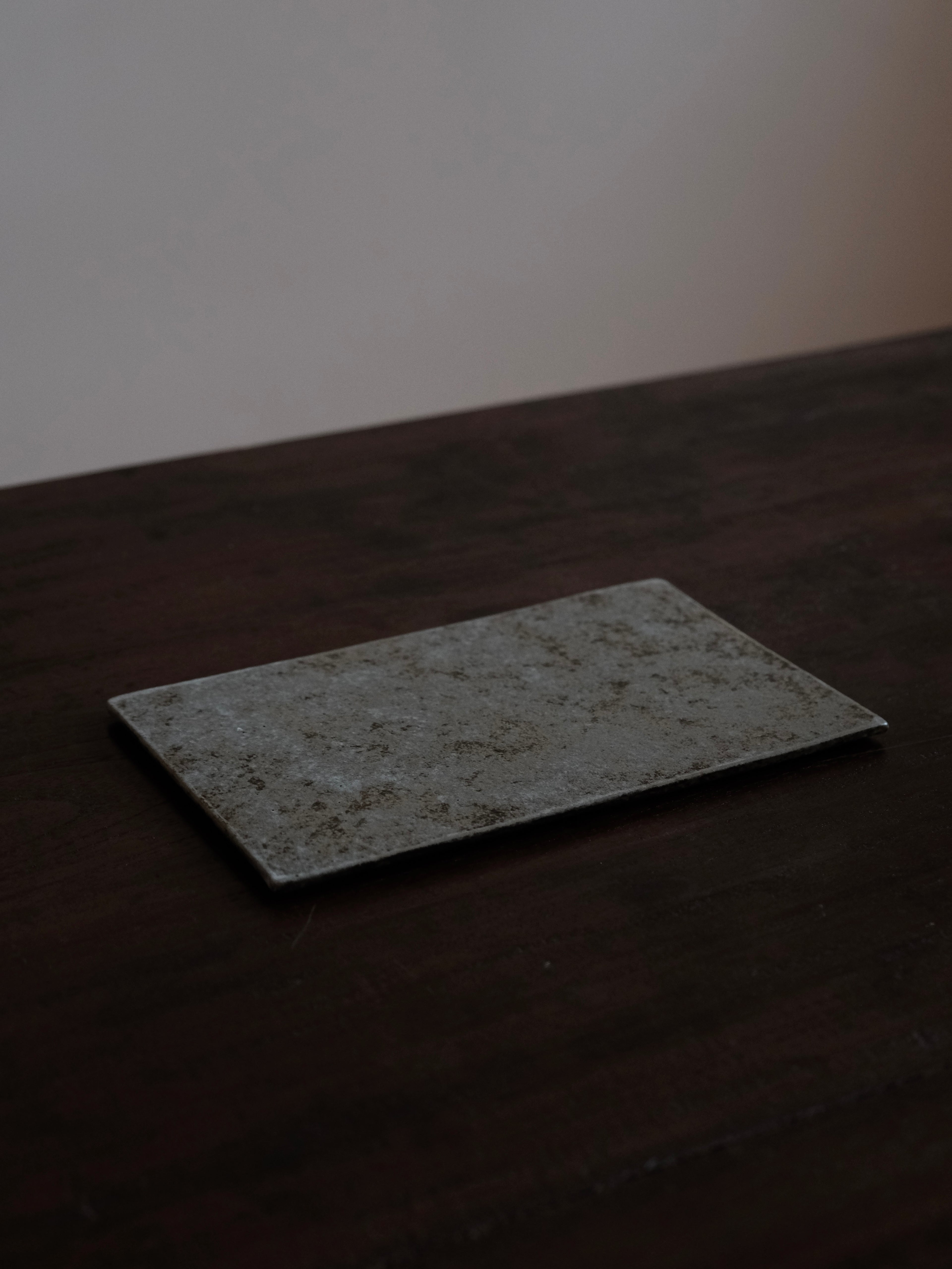 Setni Studio | Flat Plate