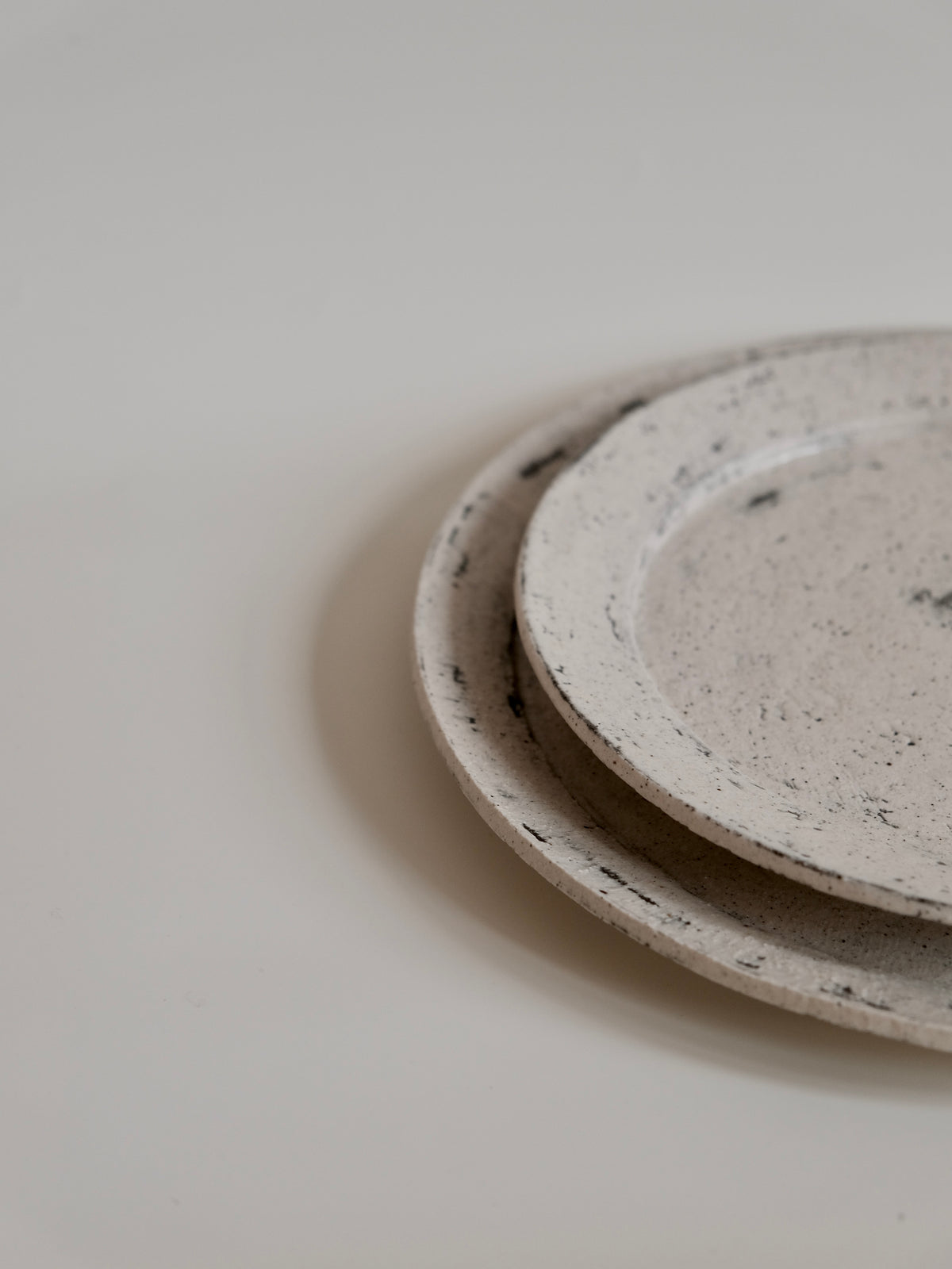 Zhuo Yue｜Flat Plate