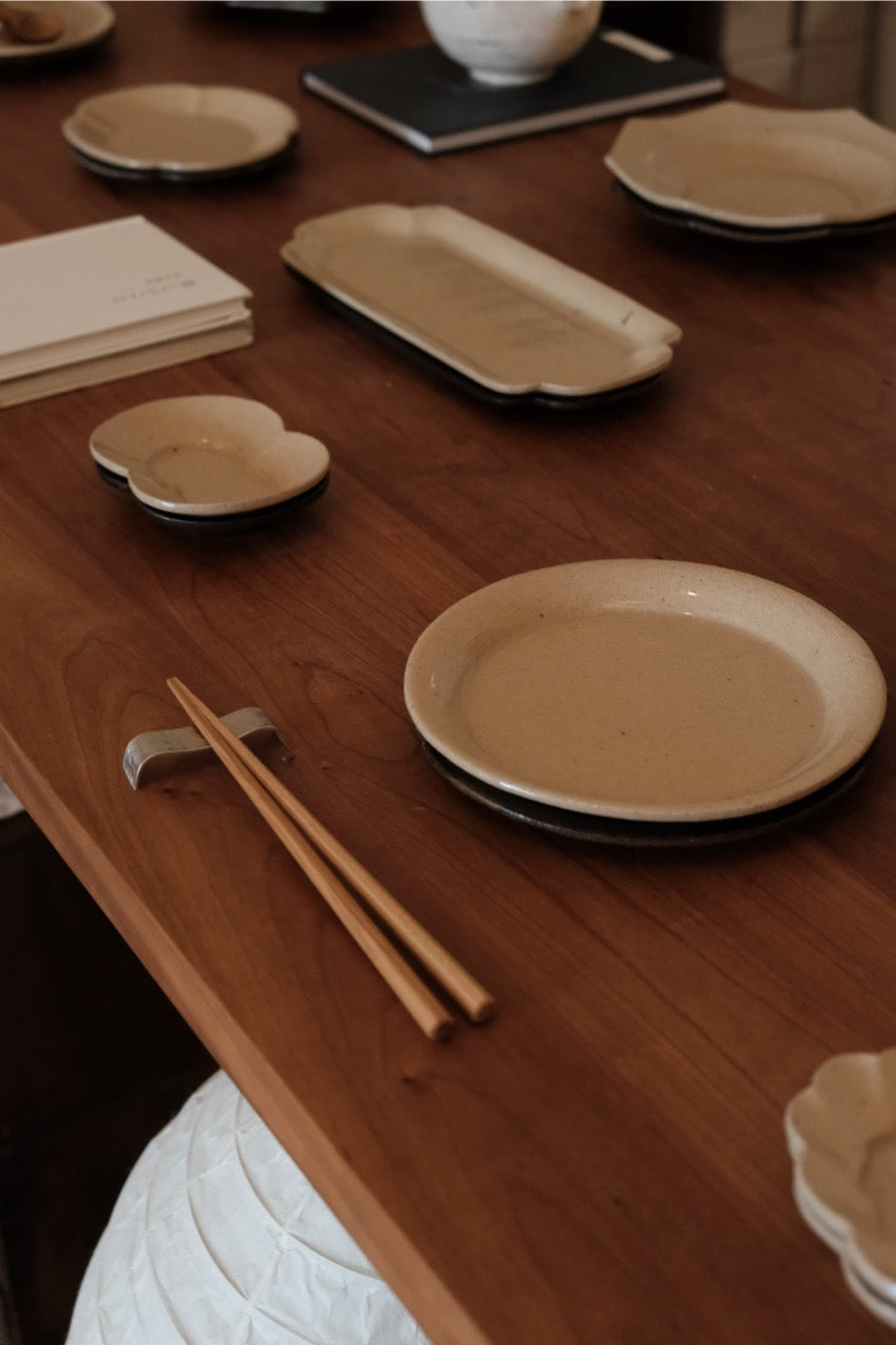 Xie Zhen Yu | Handmade Round Rim Plate