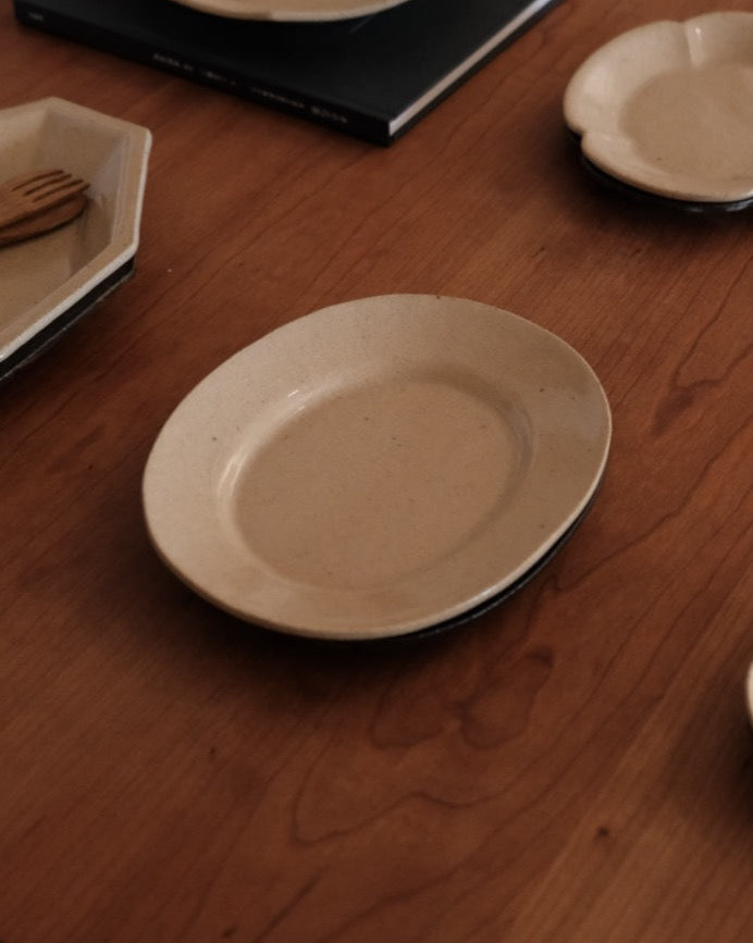Xie Zhen Yu | Handmade Oval Plate