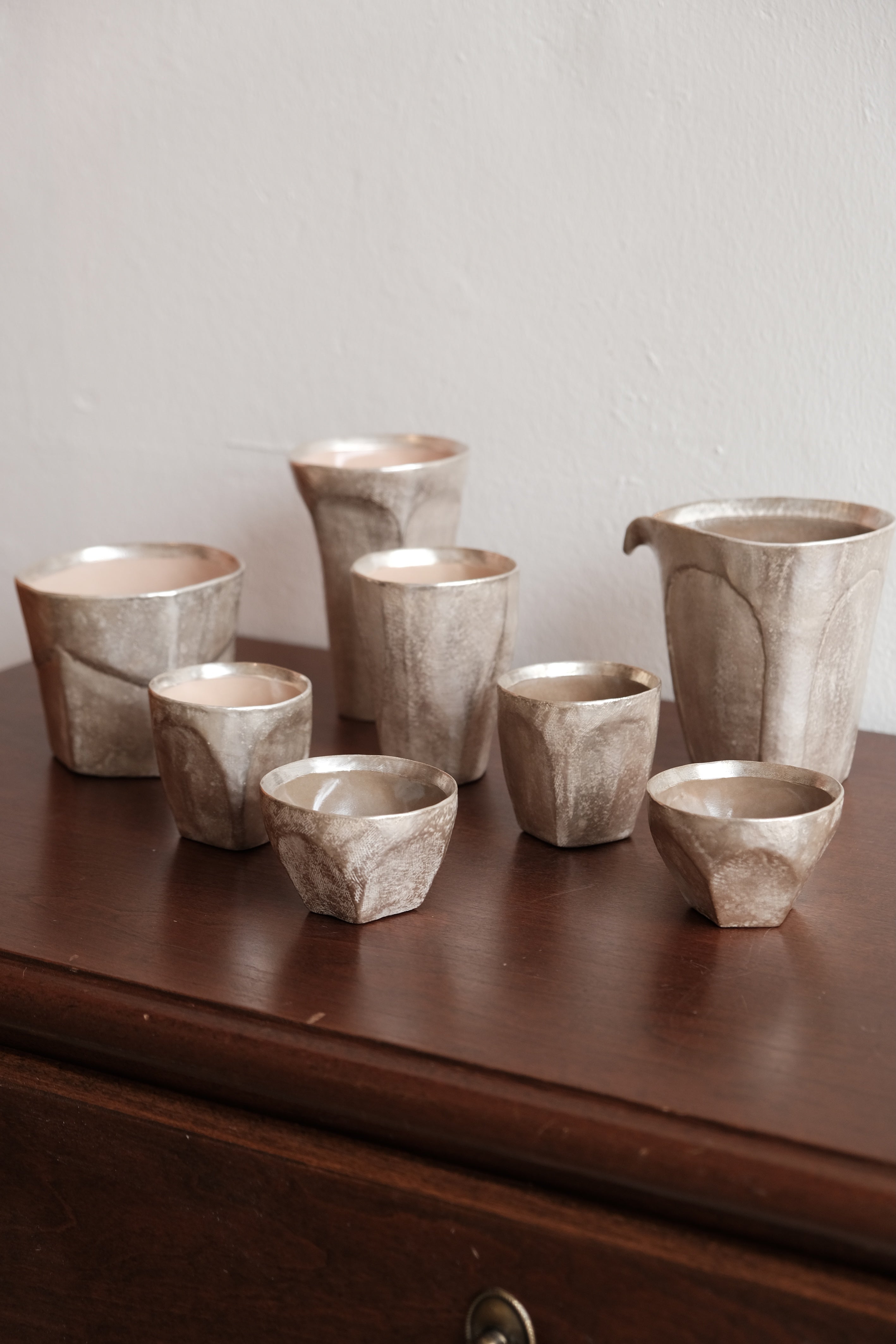 Niu Fang Fang | Tea Cup in Square base