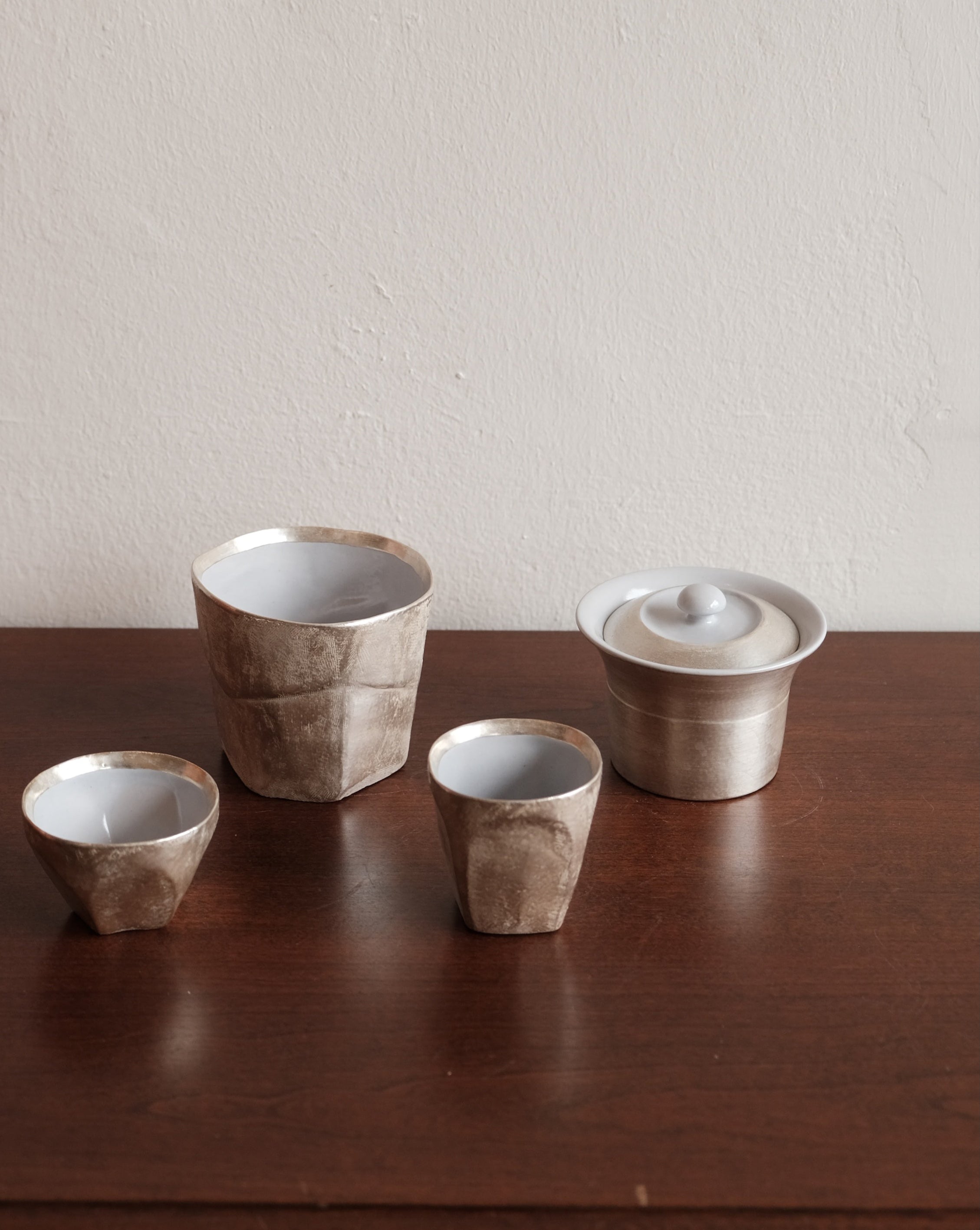 Niu Fang Fang | Lidded-Cup