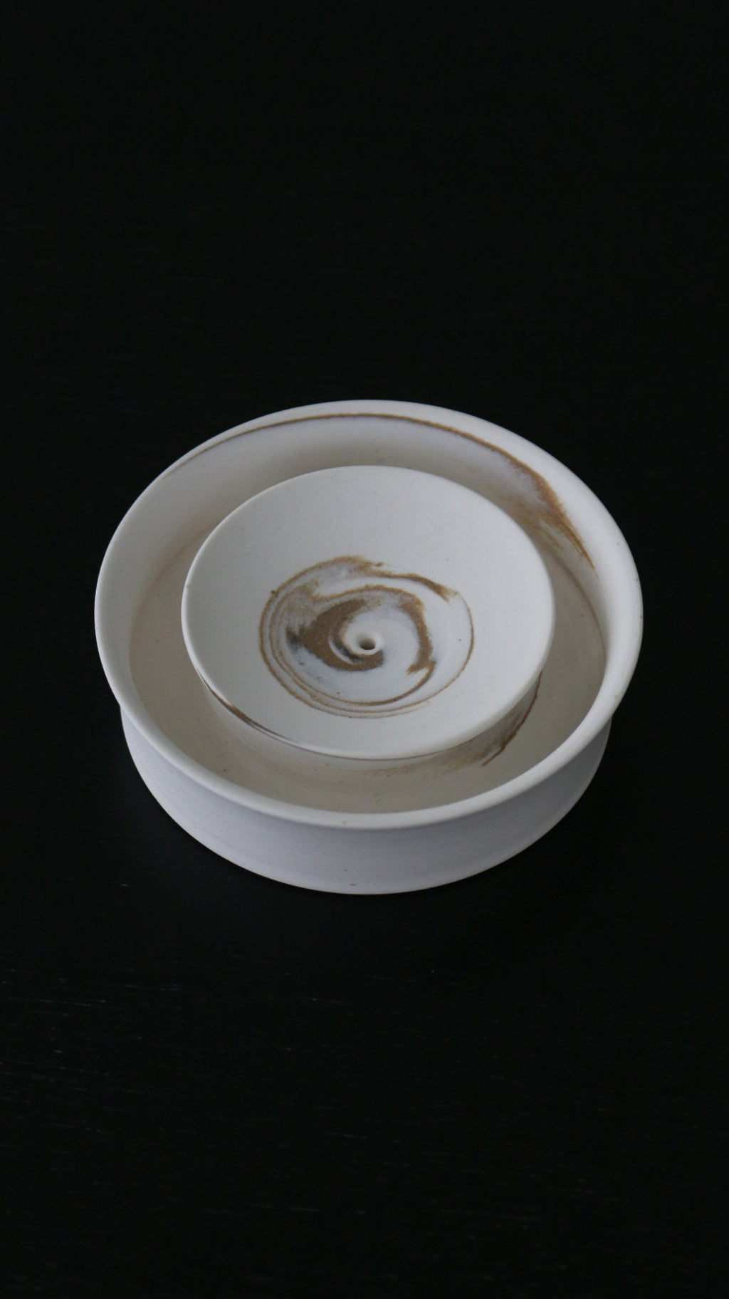 Solinii | Double Circle Incense Holder