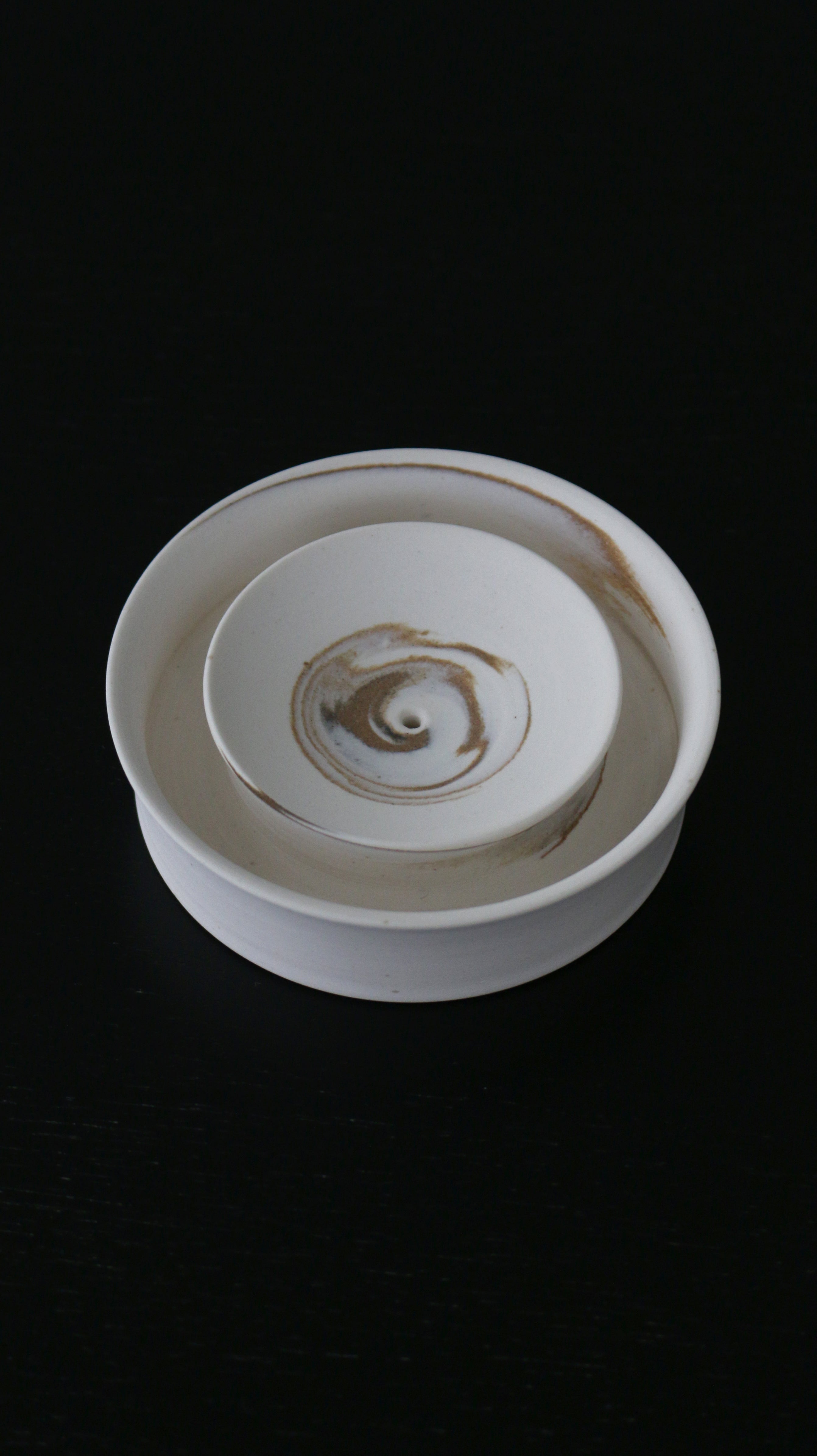 Solinii | Double Circle Incense Holder