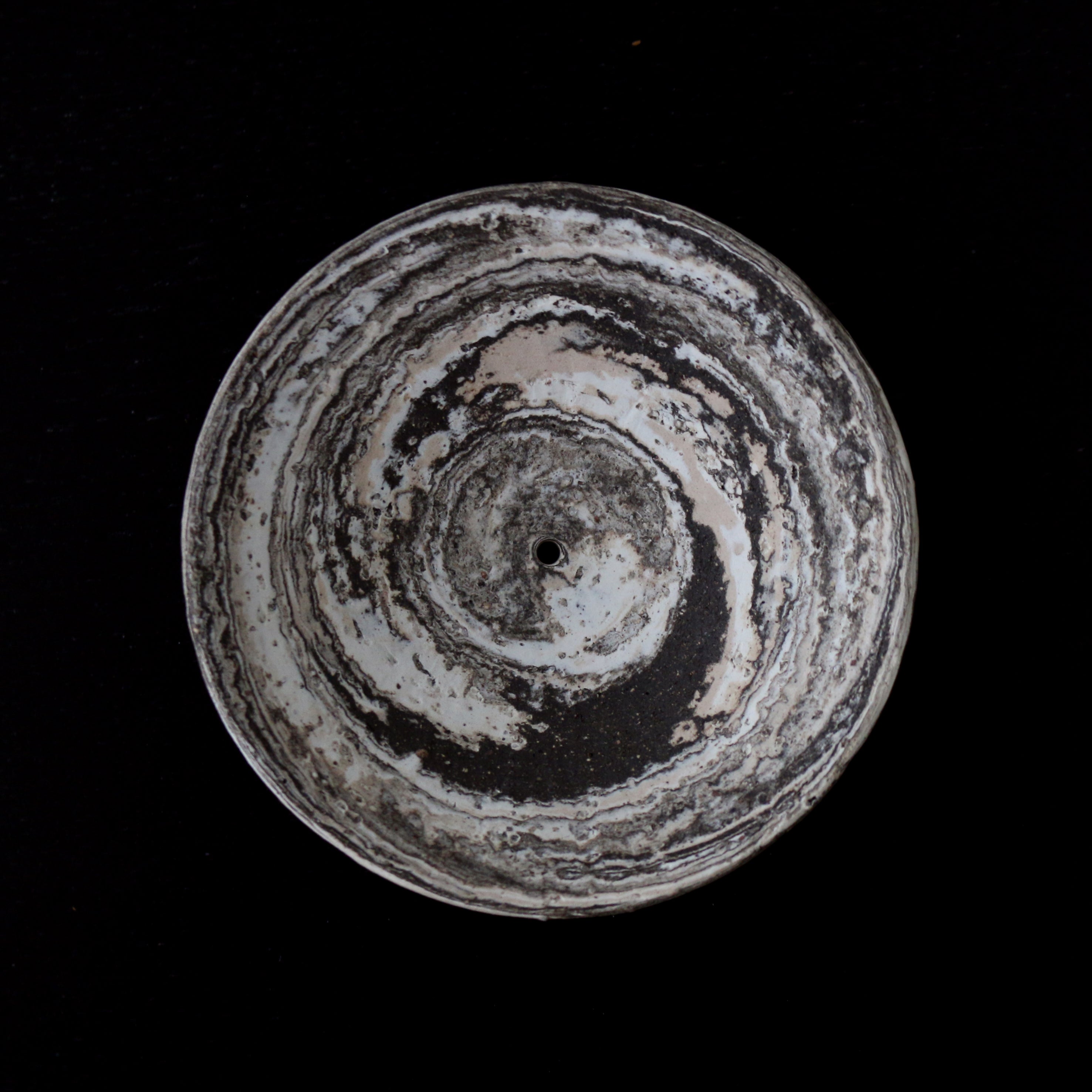 Solinii | Mono Wide Incense Holder