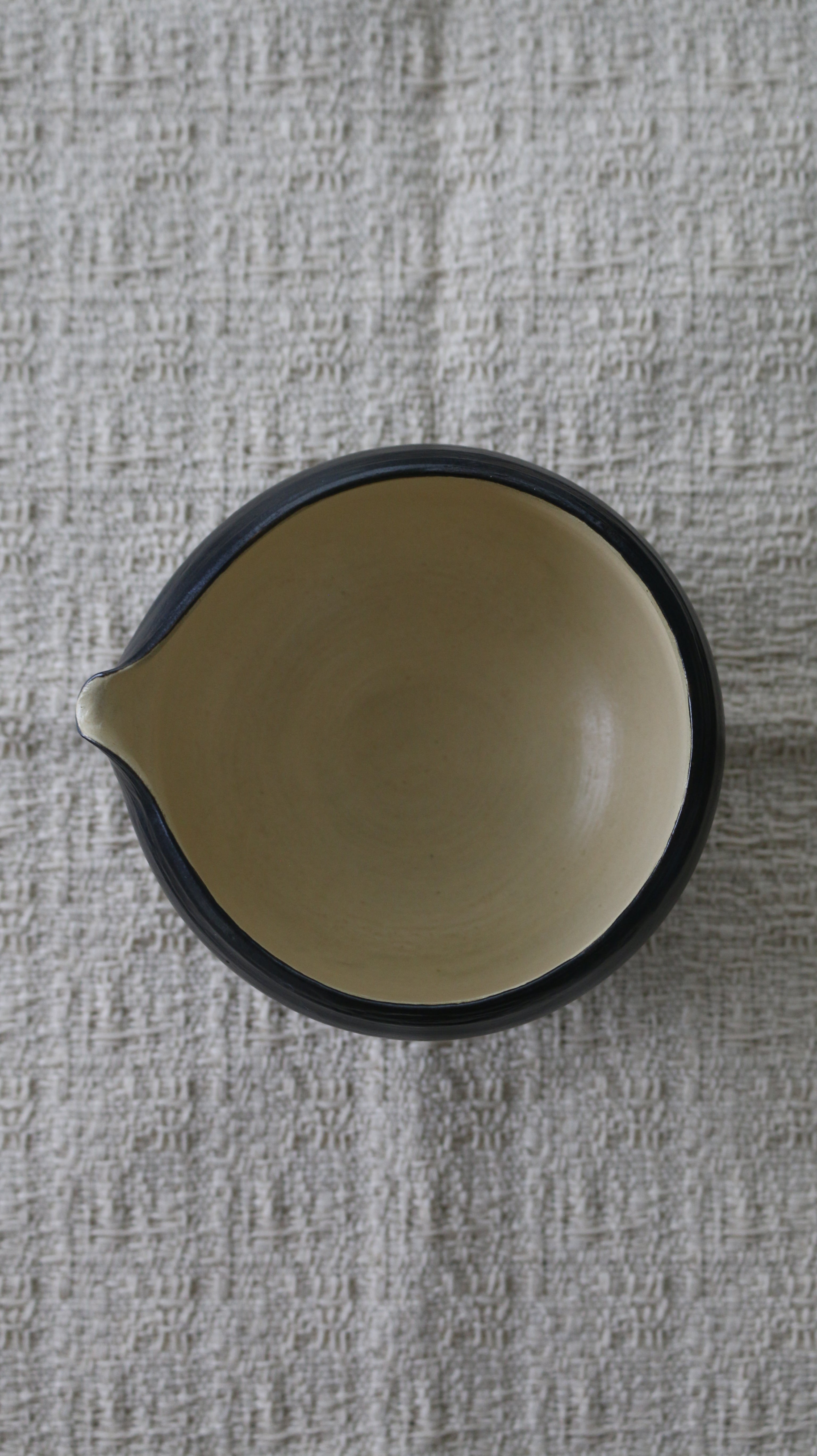 Solinii | Black Matcha Bowl
