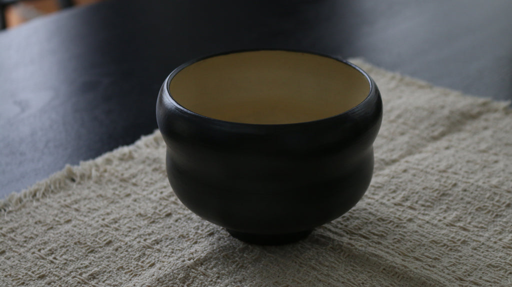 Solinii | Black Matcha Bowl