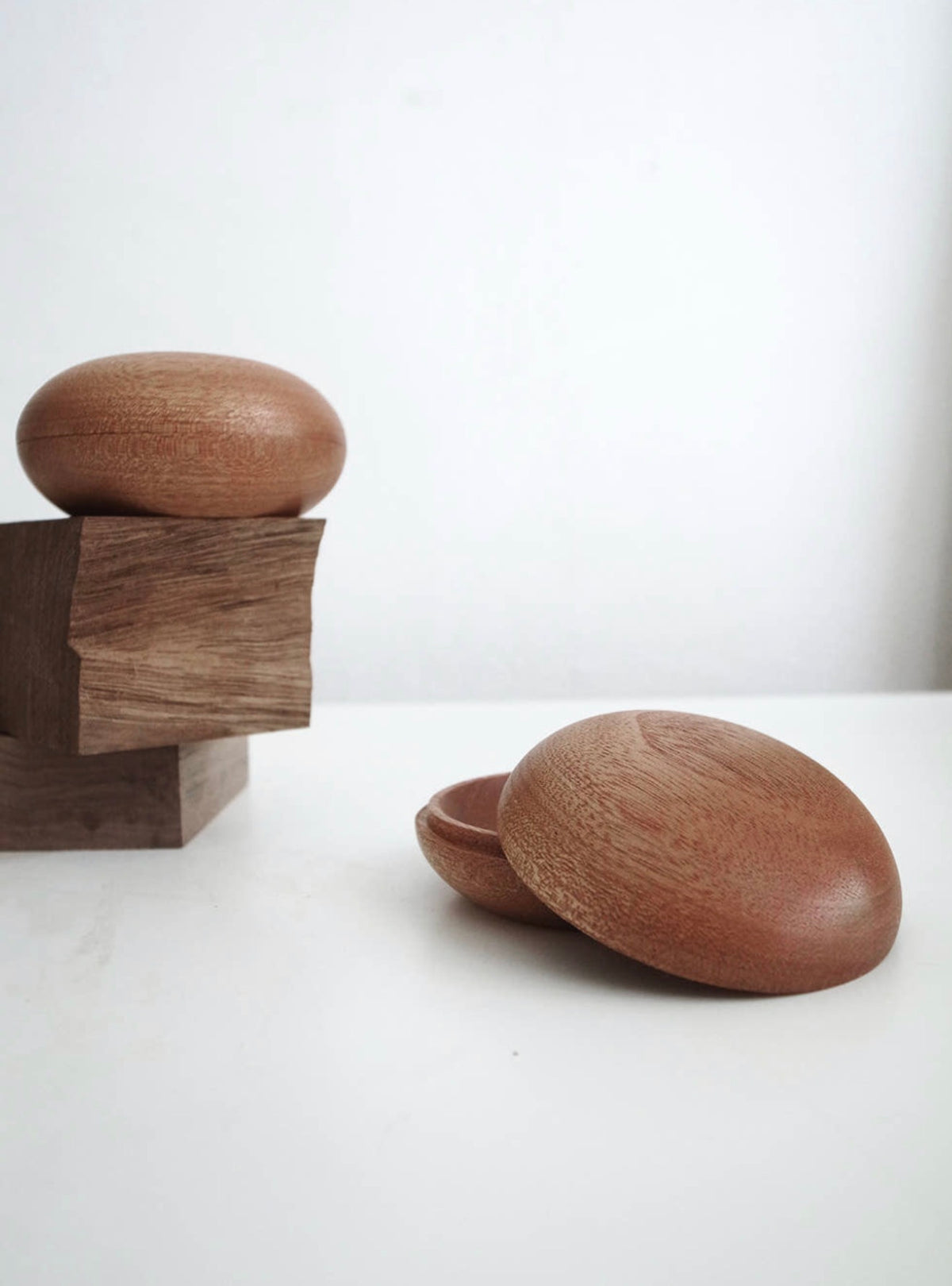 Frond | Sapele Wood Round Lidded Box