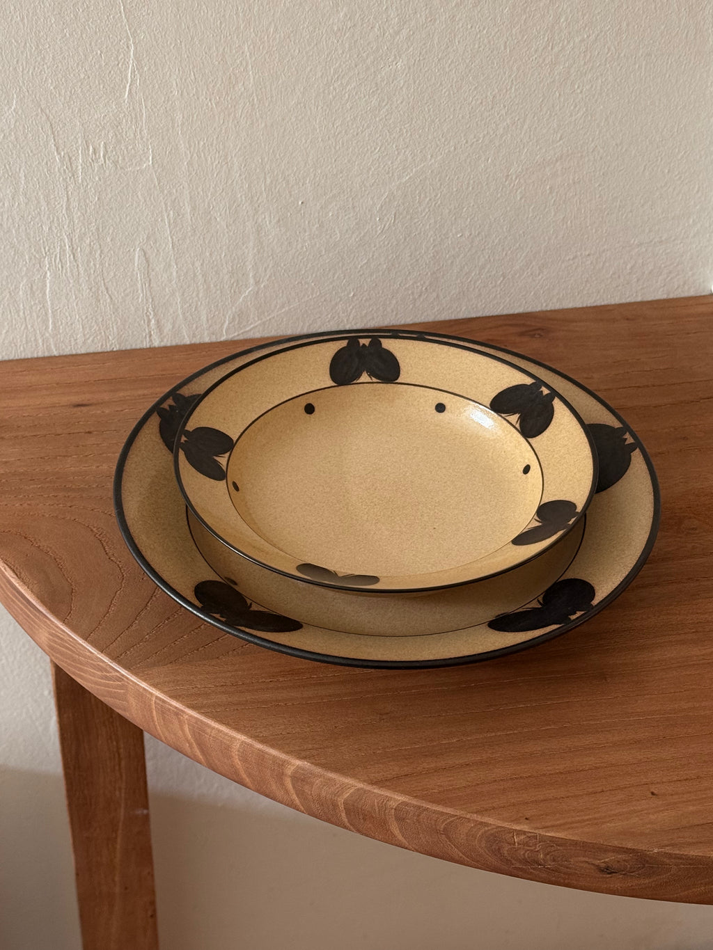 Si Shuang｜Yi 翼 handmade Plate