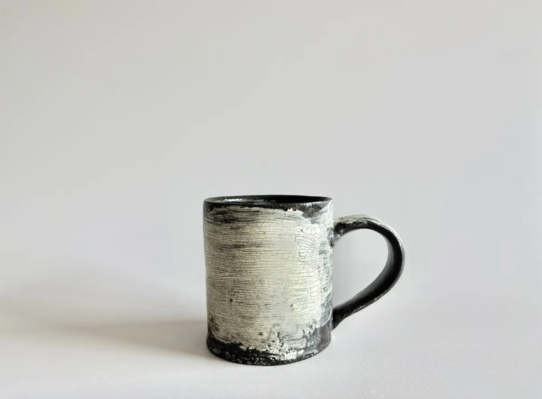 Atsushi Ogata | Black Brush Mark Slip Mug