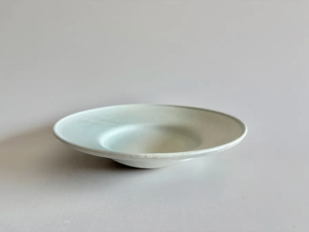 Atsushi Shimomura | White Clay Rim Plate