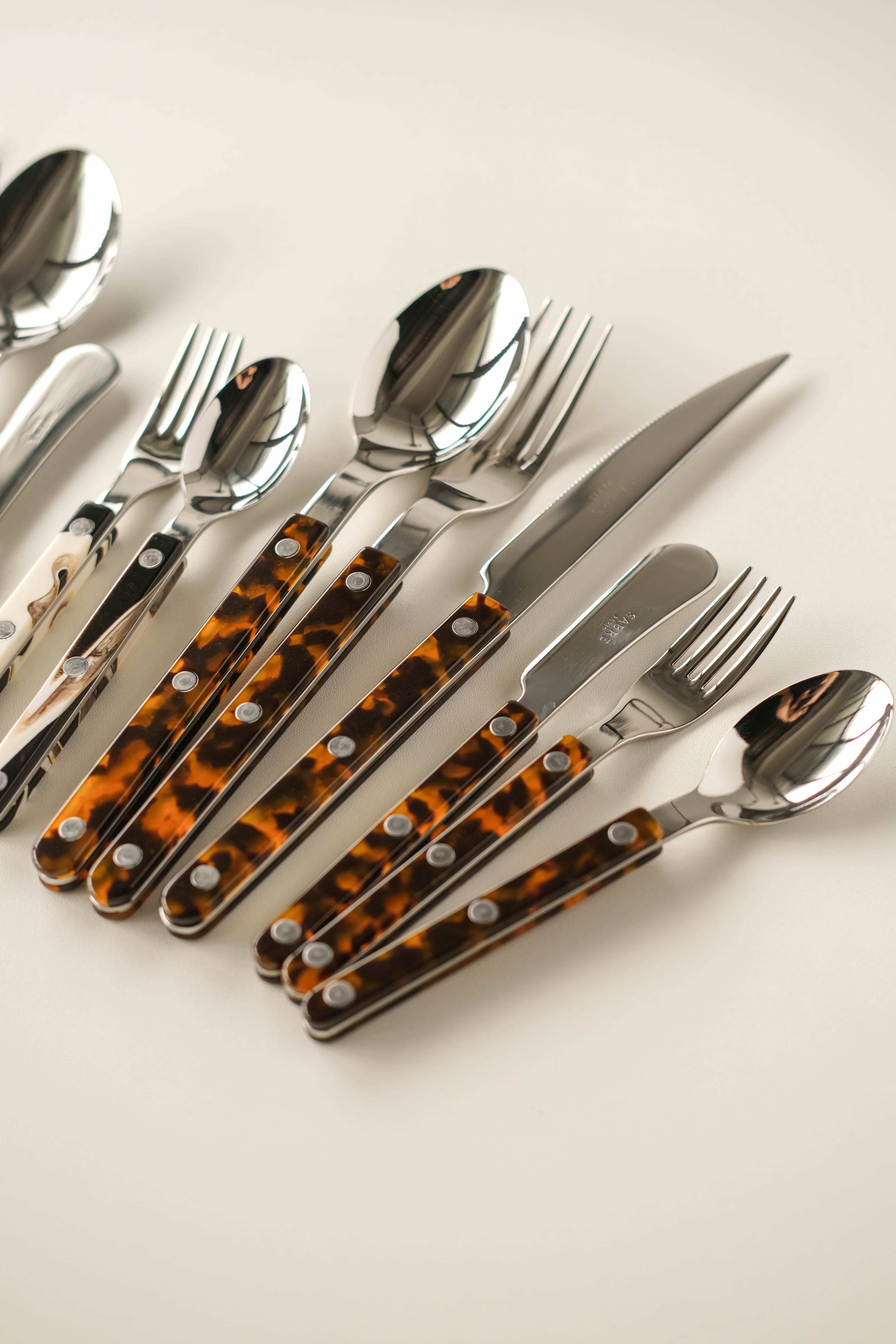 Sabre Paris | Bistrot Tortoise