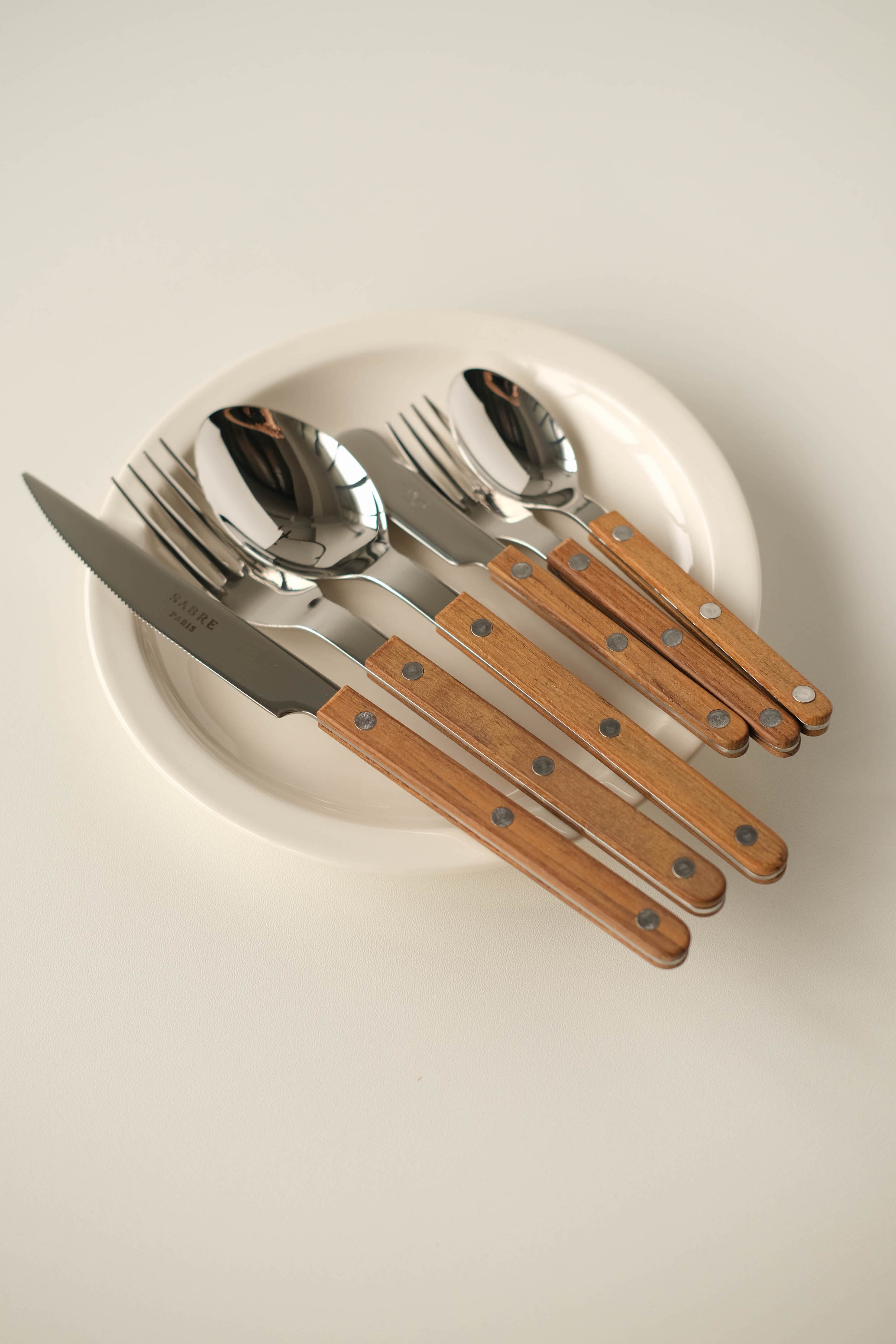 Sabre Paris | Bistrot Teak