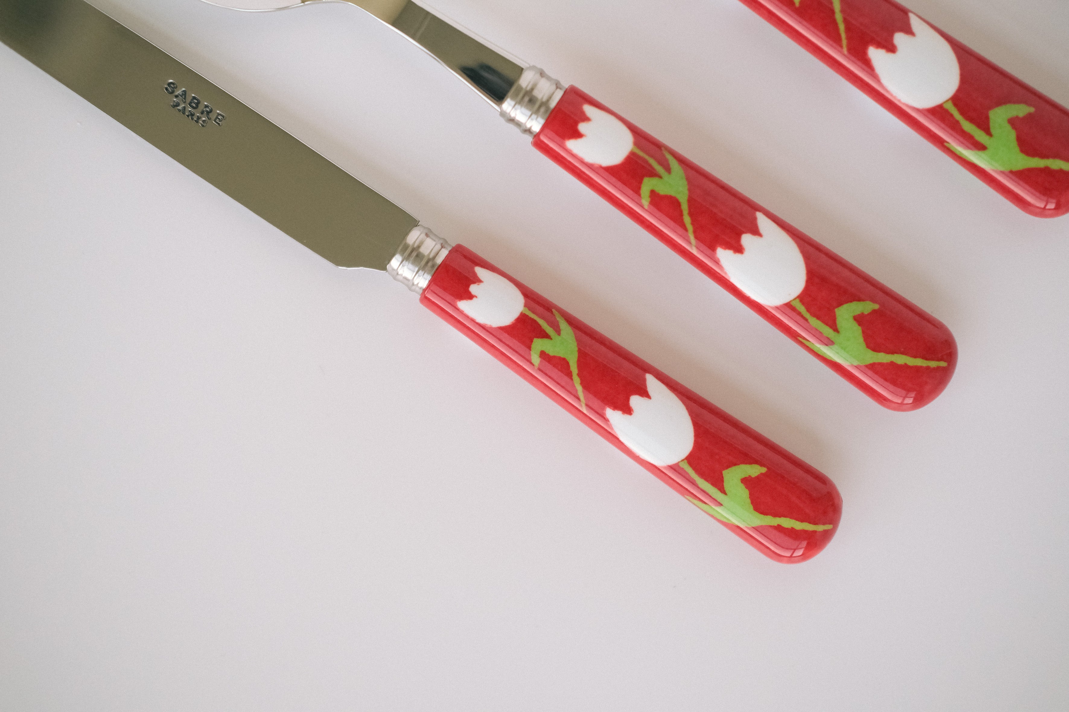 Sabre Paris | Tulip Red