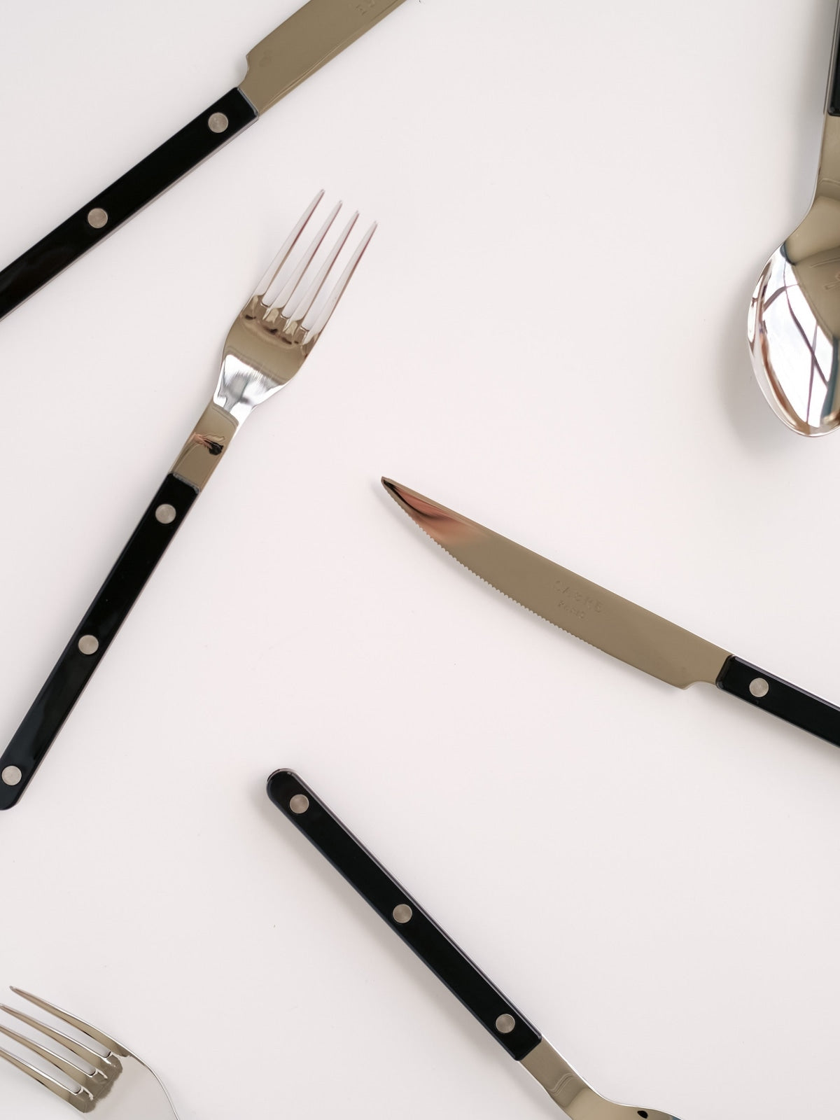 Sabre Paris | Bistrot Black