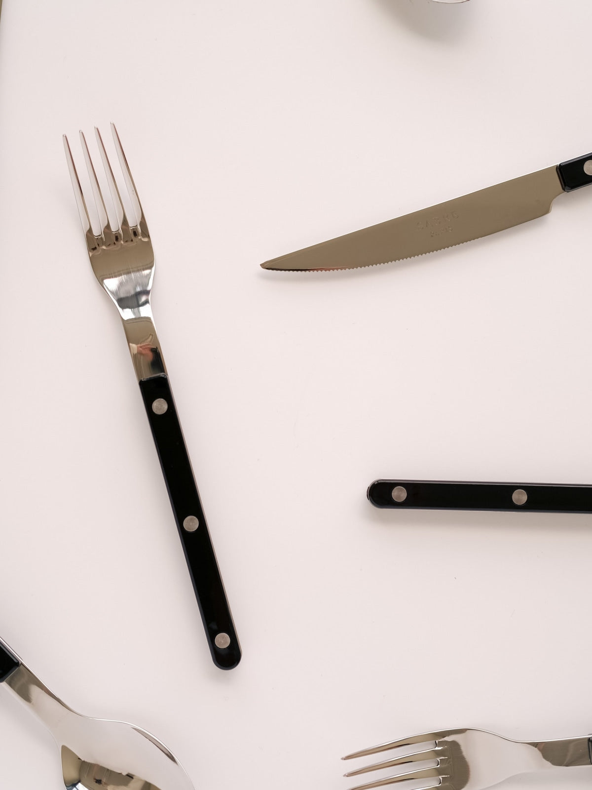 Sabre Paris | Bistrot Black